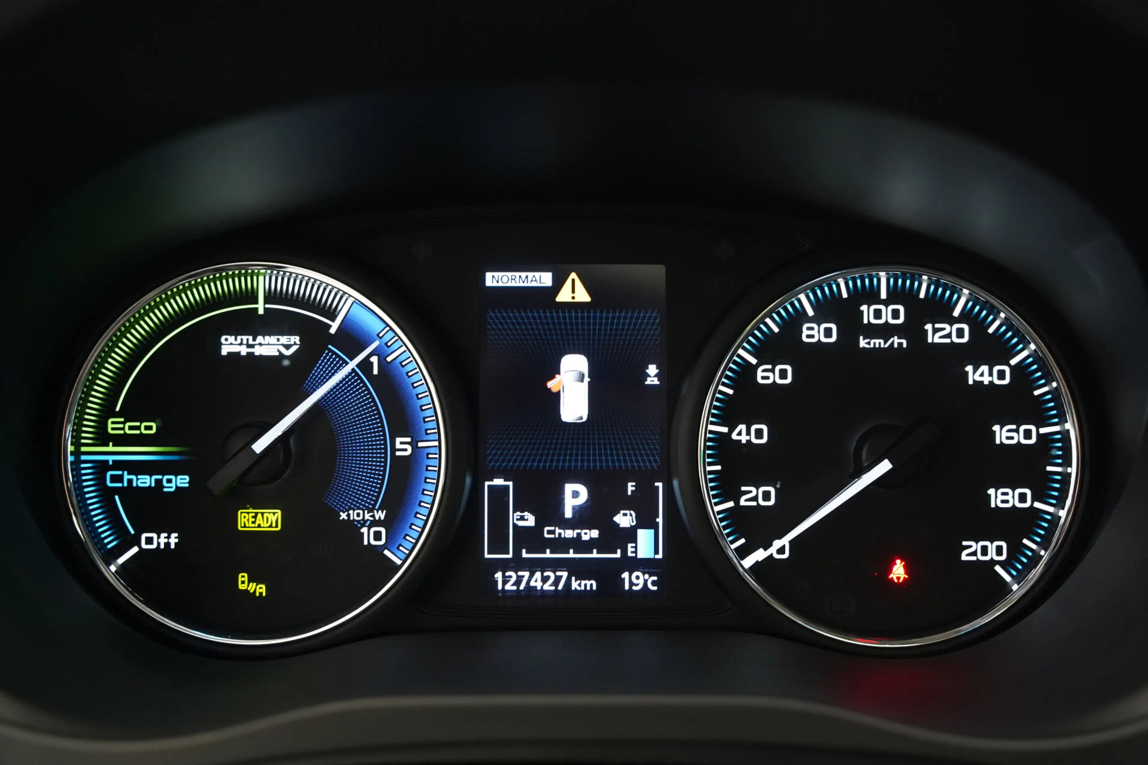 Mitsubishi Outlander 2.4 PHEV Intense+ Opendak Trekhaak — photo 10