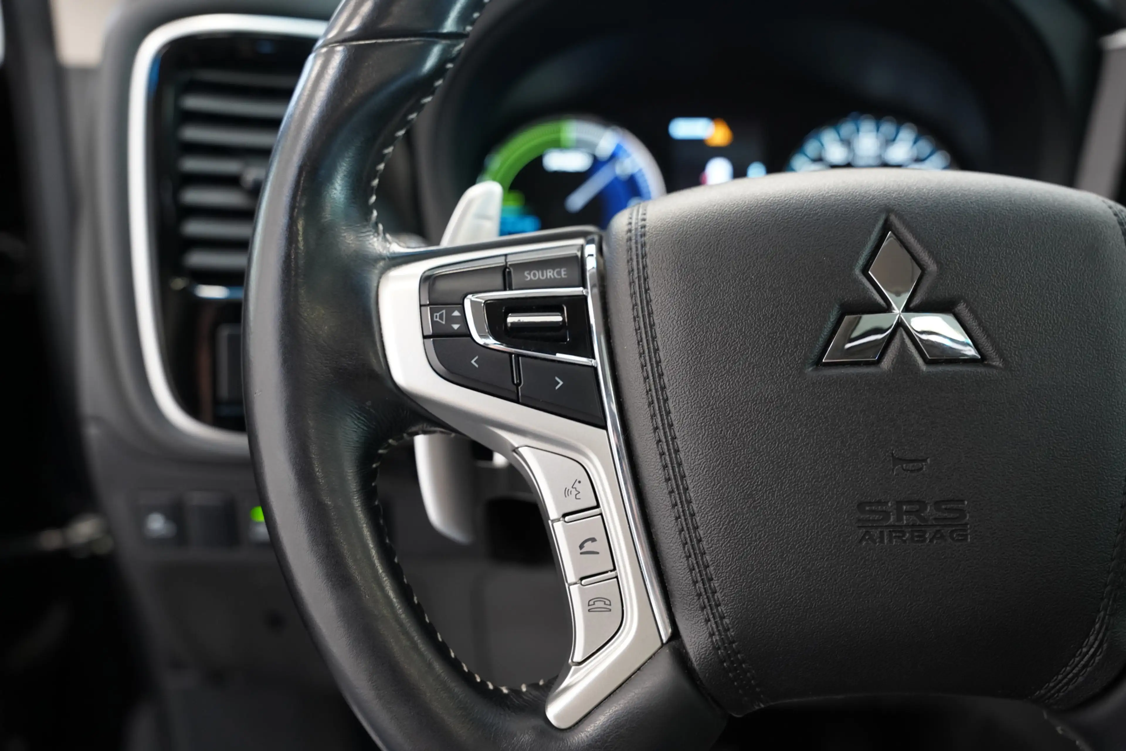 Mitsubishi Outlander 2.4 PHEV Intense+ Opendak Trekhaak — photo 8
