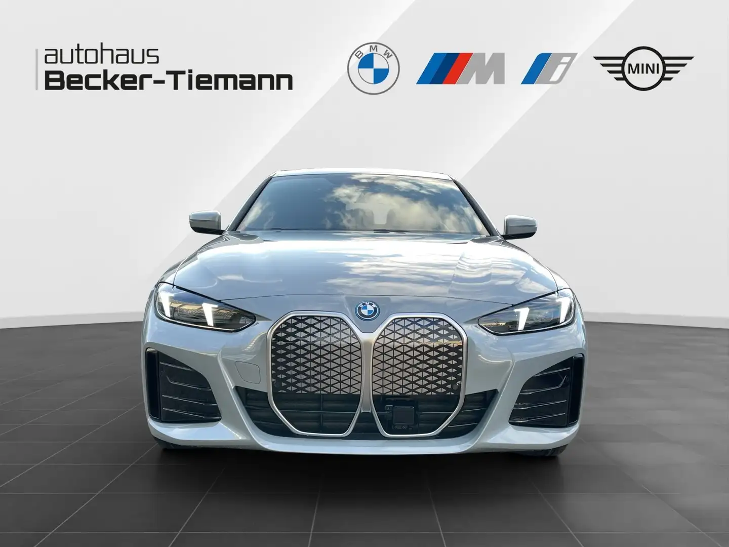 BMW i4 eDrive40  - UPE 69.930,-€ #exclusive Grijs - 2