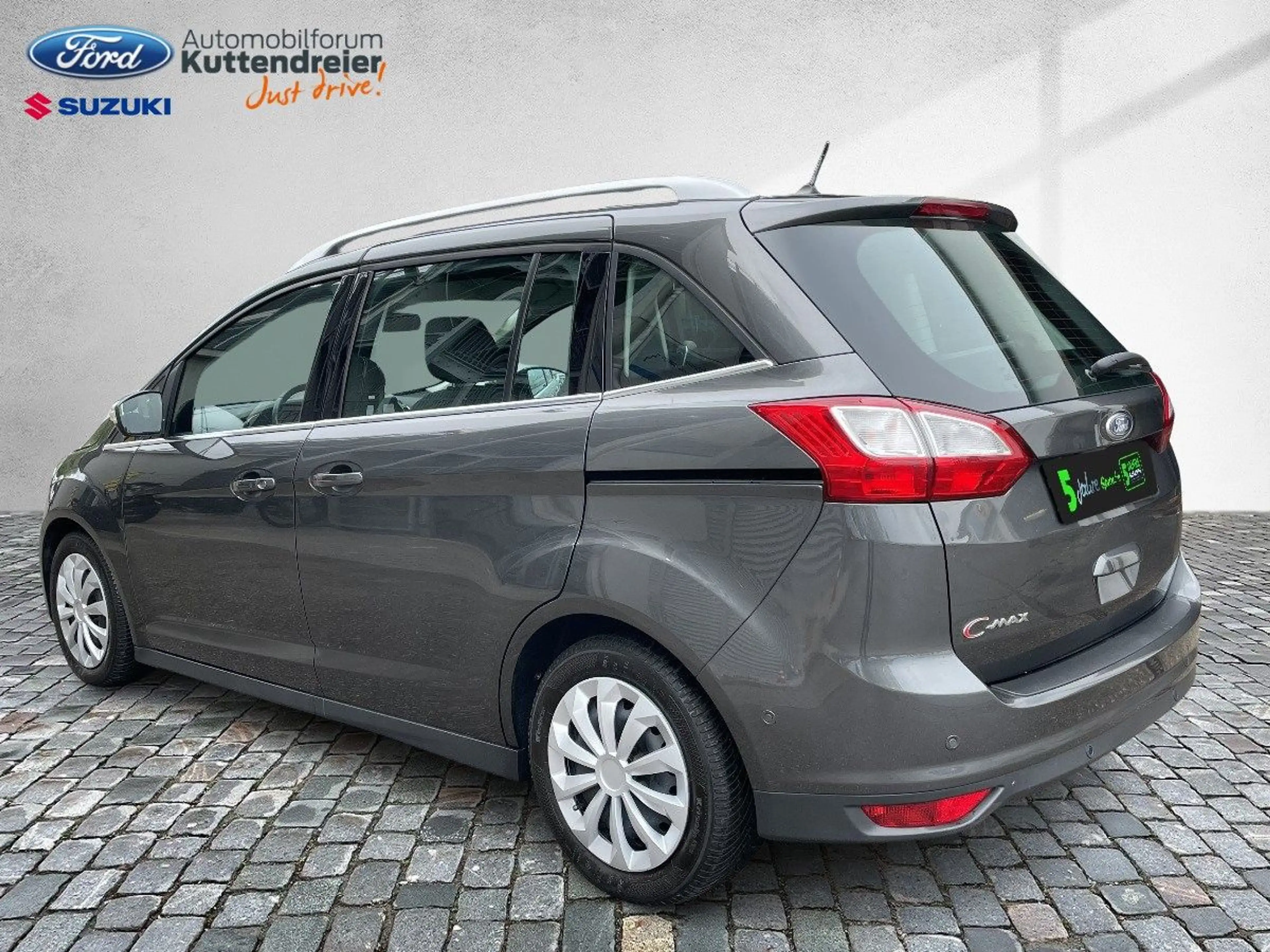 Ford Grand C-Max Titanium Navi Tempomat 7-Sitze SHZ — photo 14