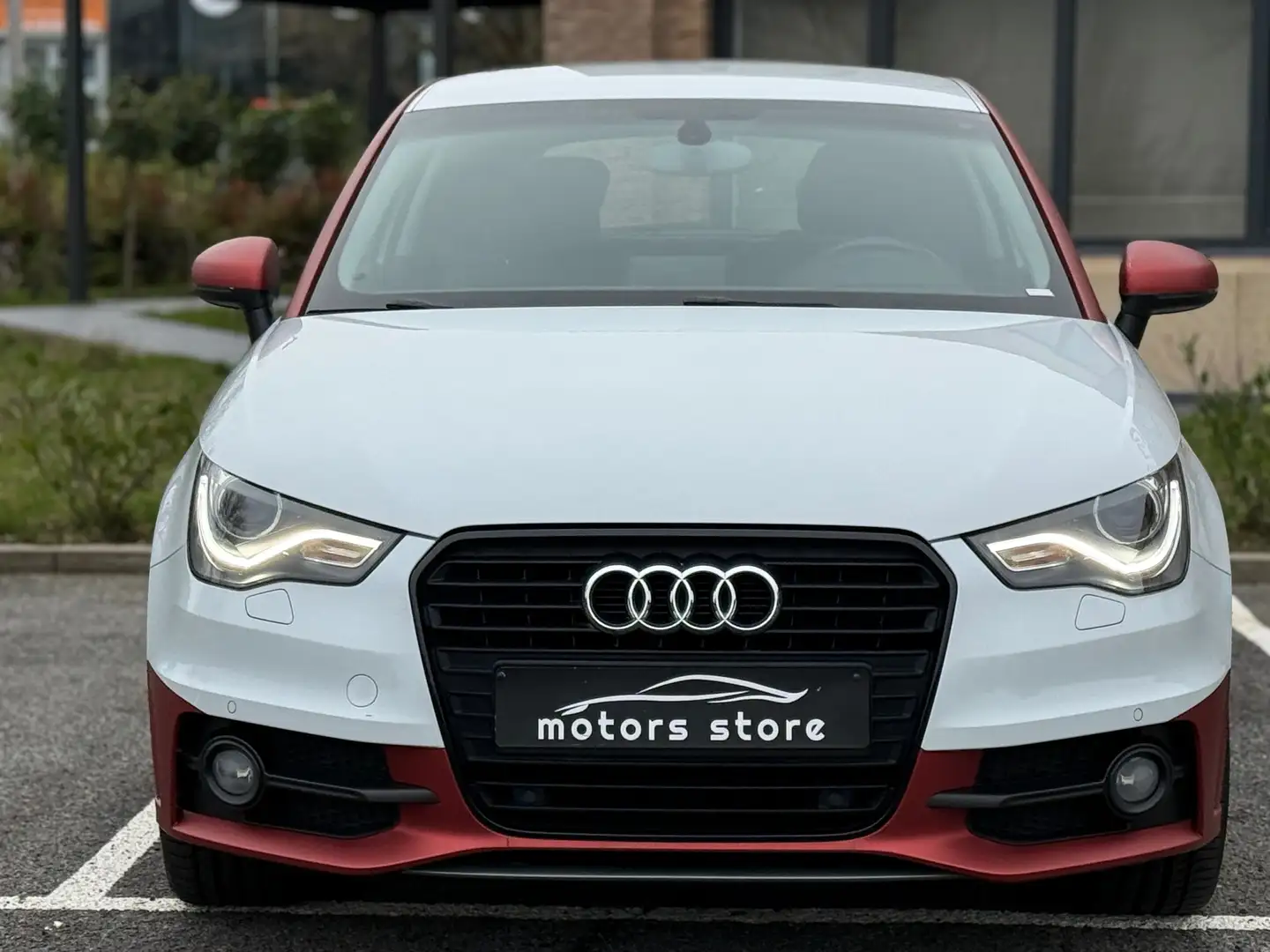 Audi A1 A1 1.2 TFSI Ambition S line Wit - 2