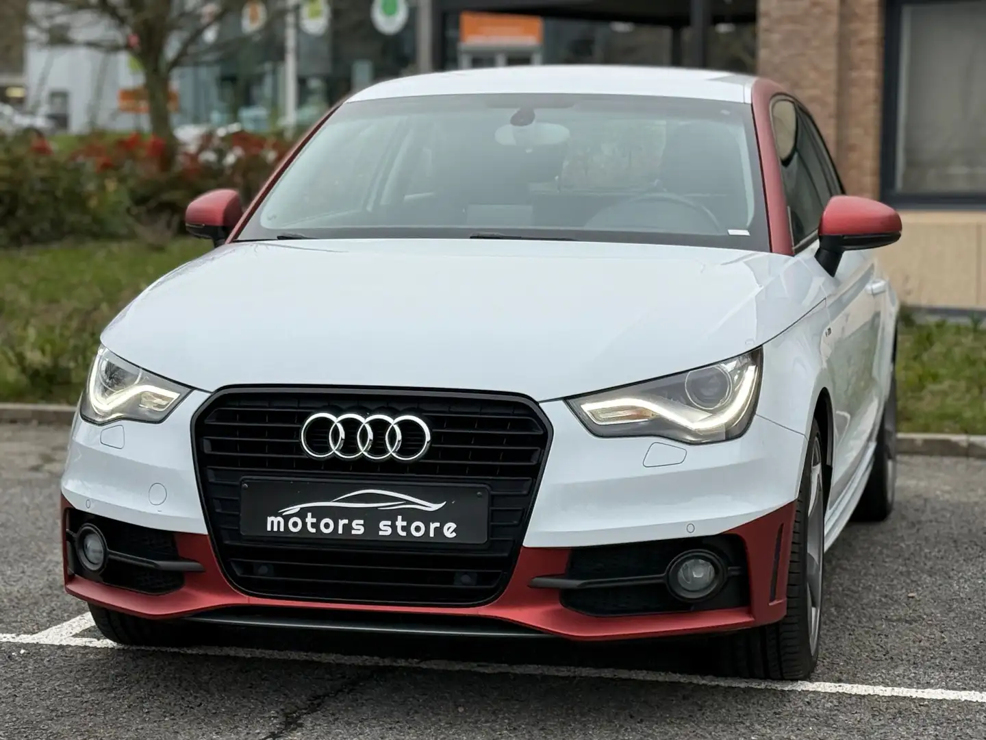 Audi A1 A1 1.2 TFSI Ambition S line Wit - 1