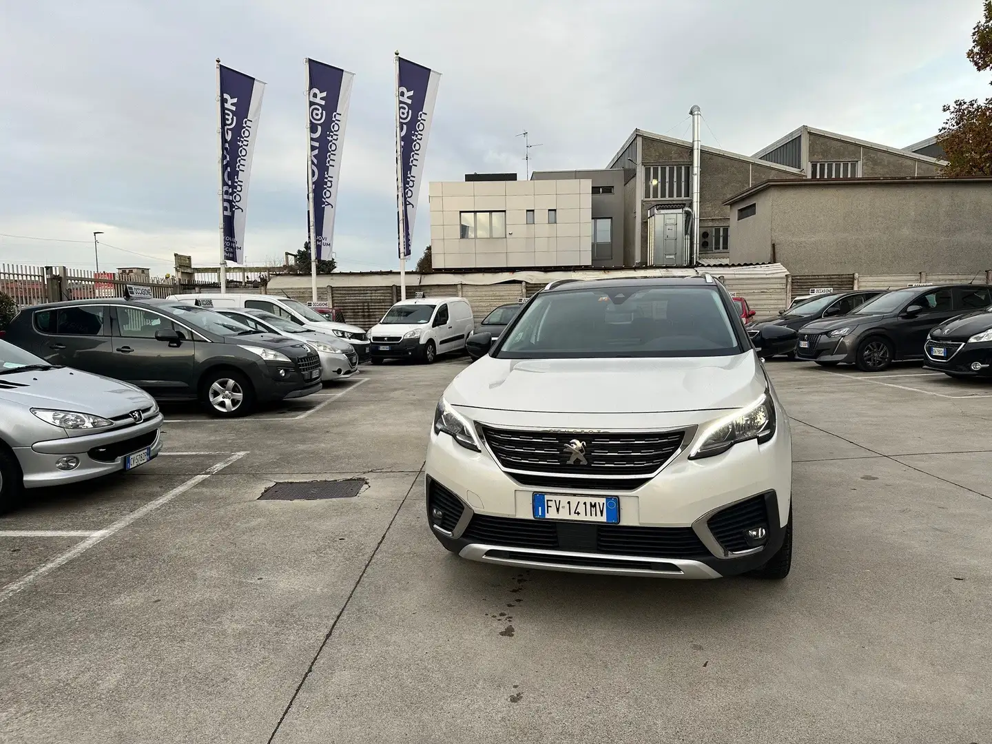 Peugeot 5008 5008 II 2016 1.5 bluehdi Allure s Blanc - 2