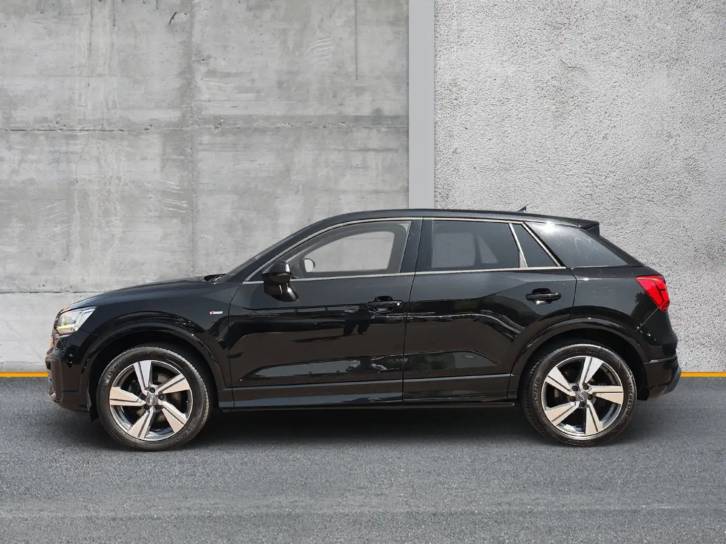 Audi Q2 35 TFSI S Line LED NAVI 18" OPTIK PDC Schwarz - 2