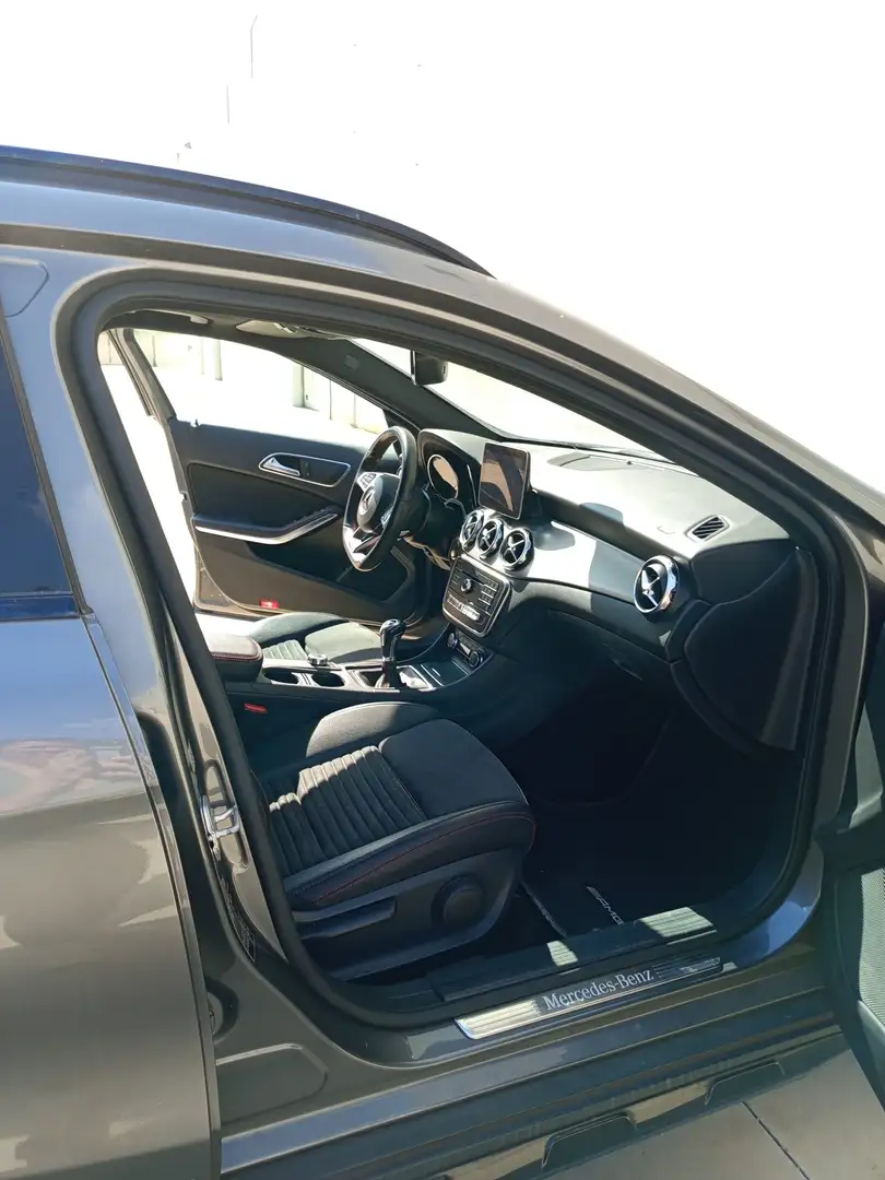 Mercedes-Benz 200 200TD Gris - 2