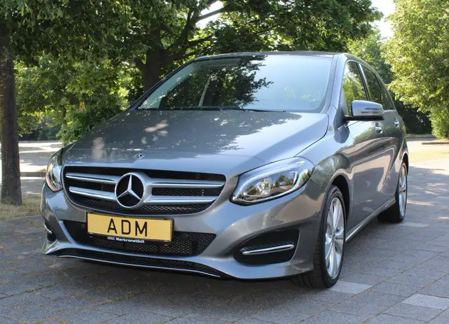 Mercedes-Benz B 220 B 220 4Matic Score  ALLRAD