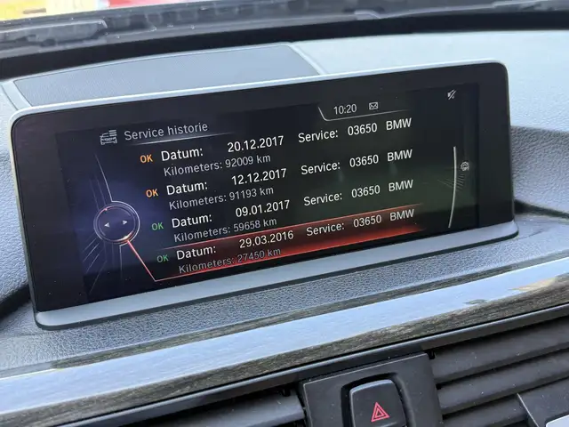 BMW 3 Series view 26
