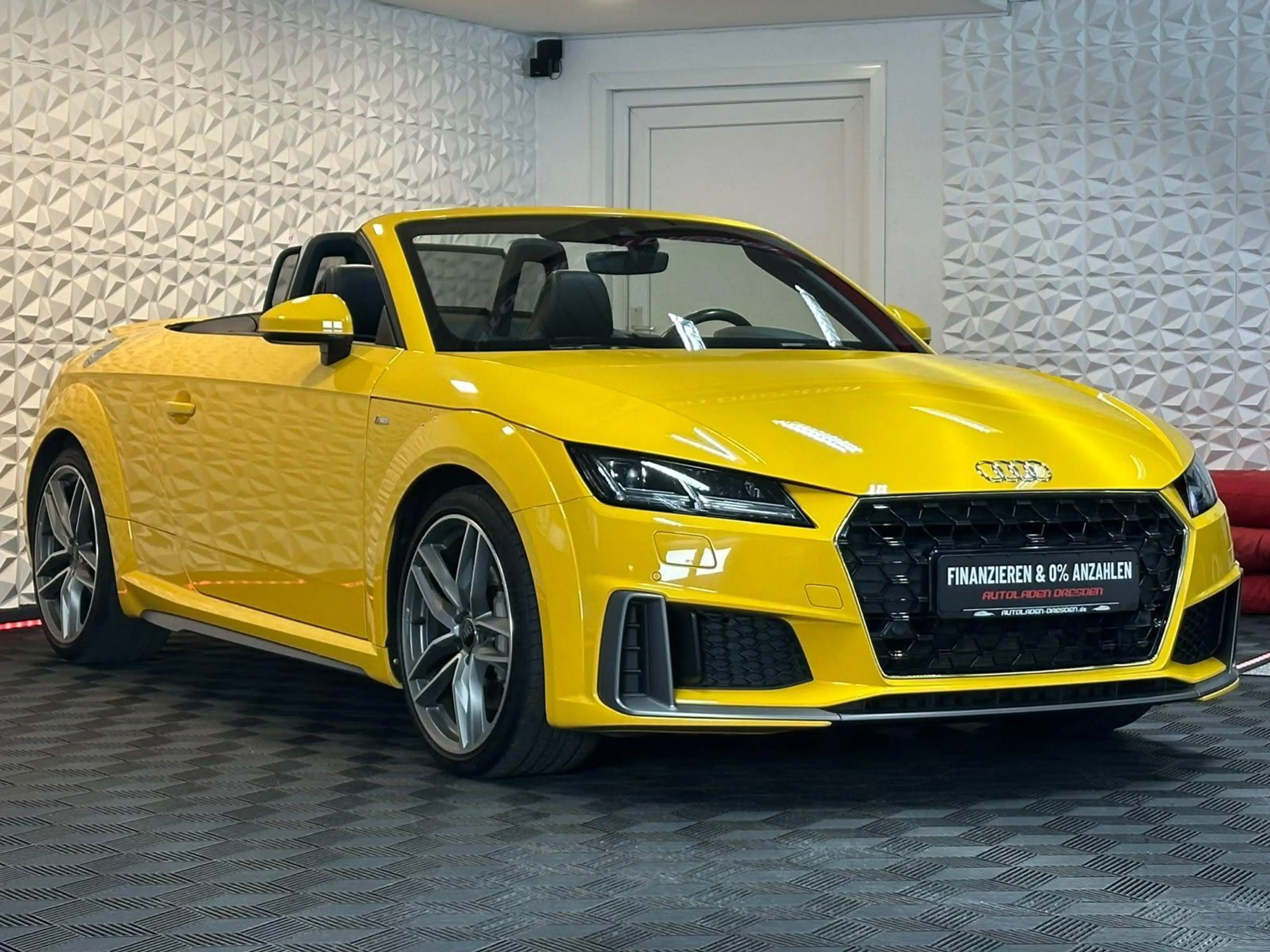Audi TT 45 TFSI LINE CABRIO#VIRTUAL#KEYLESS#LED#SHZ — photo 2
