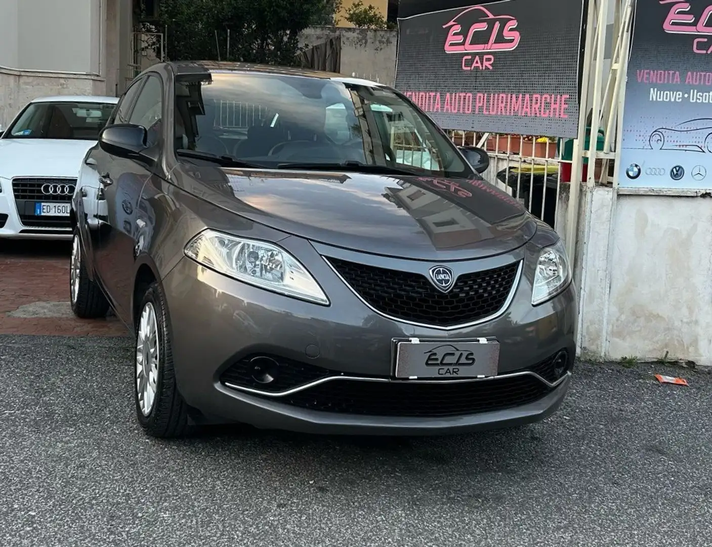 Lancia Ypsilon 1.2 gpl neopatentati promo Grigio - 1