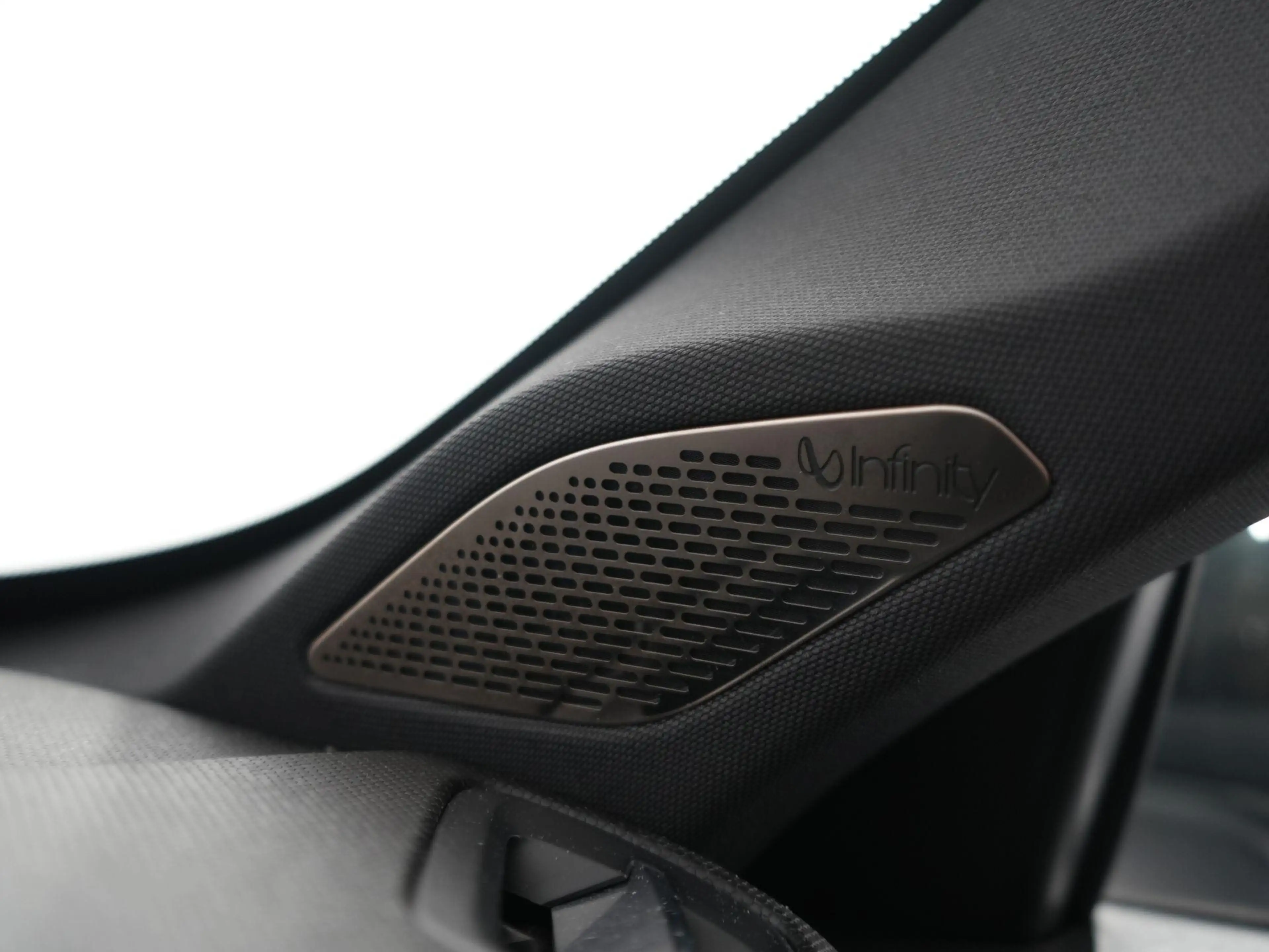Lynk & Co 01 1.5 | Zwarte hemel | Trekhaak | Pano | ACC | 360 c — photo 26