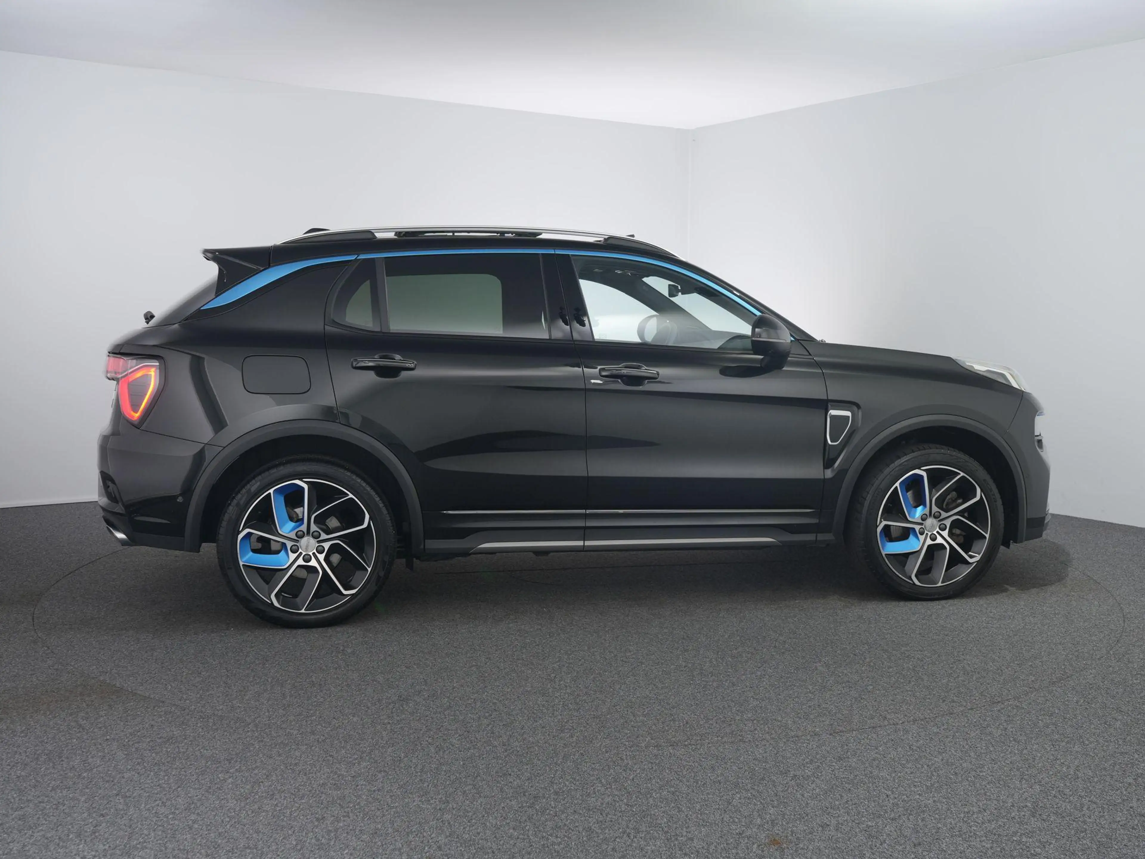 Lynk & Co 01 1.5 | Zwarte hemel | Trekhaak | Pano | ACC | 360 c — photo 14