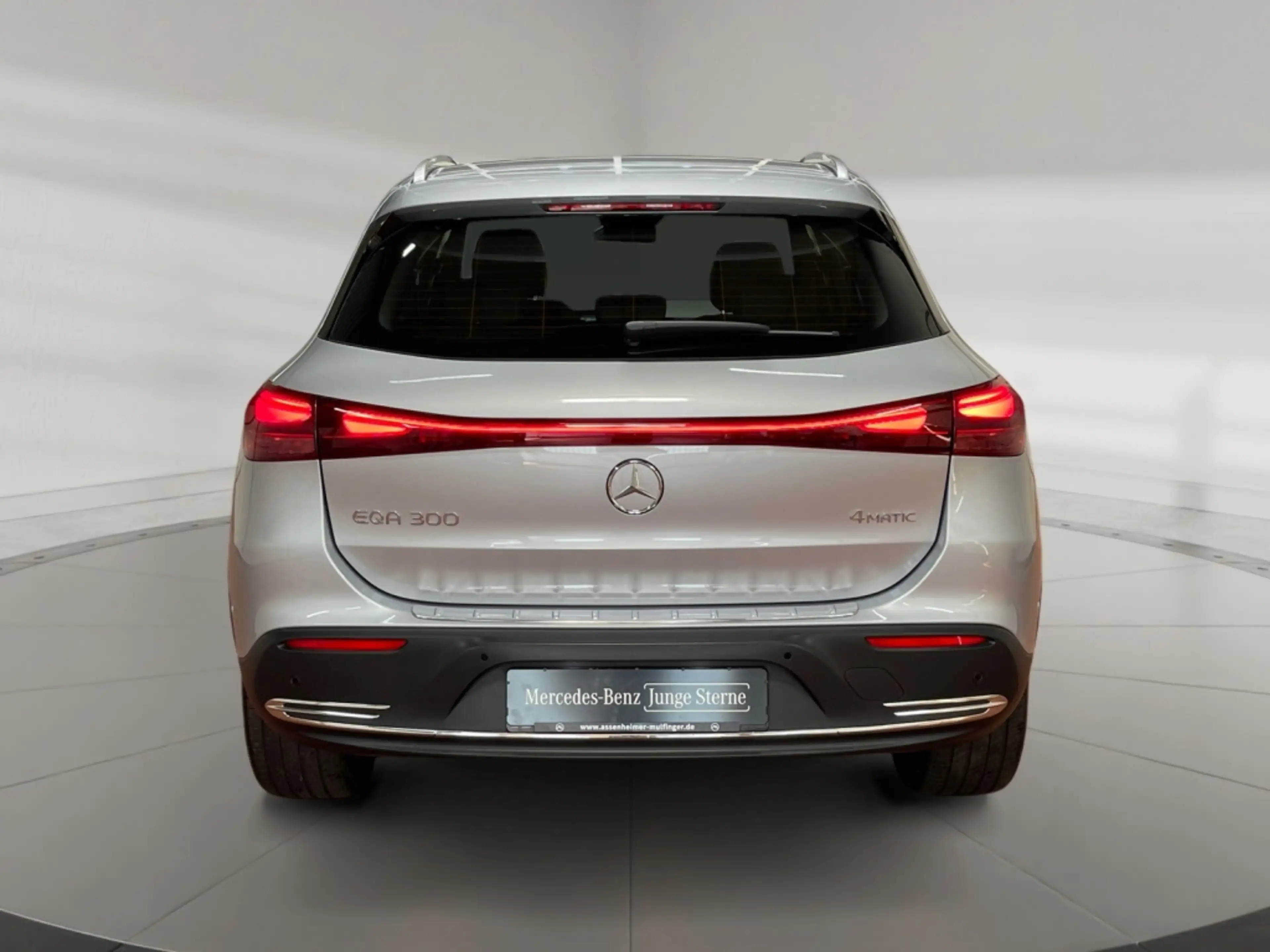 Mercedes-Benz EQA 300 4matic Progressive MBUX+Progressive+Wide — photo 6