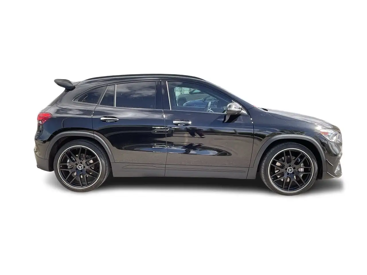 Mercedes-Benz GLA снимка Mercedes-Benz GLA