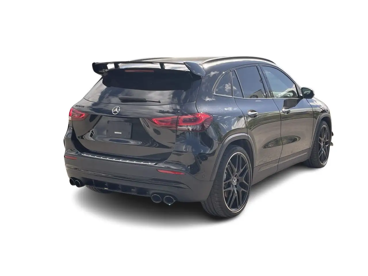 Mercedes-Benz GLA снимка Mercedes-Benz GLA