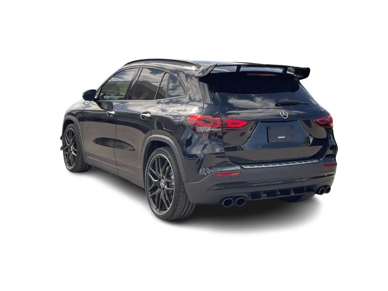 Mercedes-Benz GLA снимка Mercedes-Benz GLA