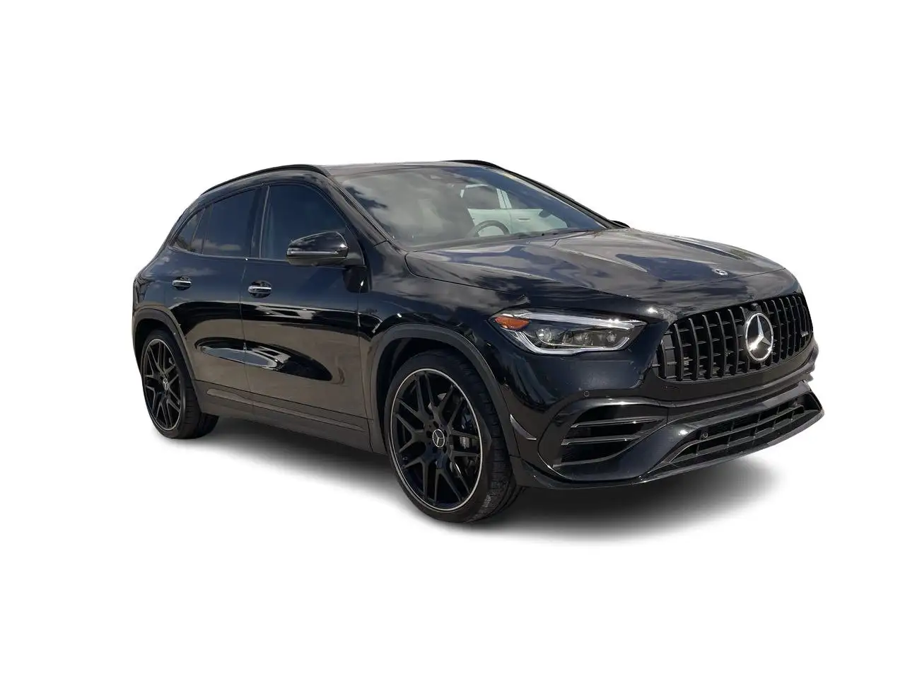 Mercedes-Benz GLA снимка Mercedes-Benz GLA