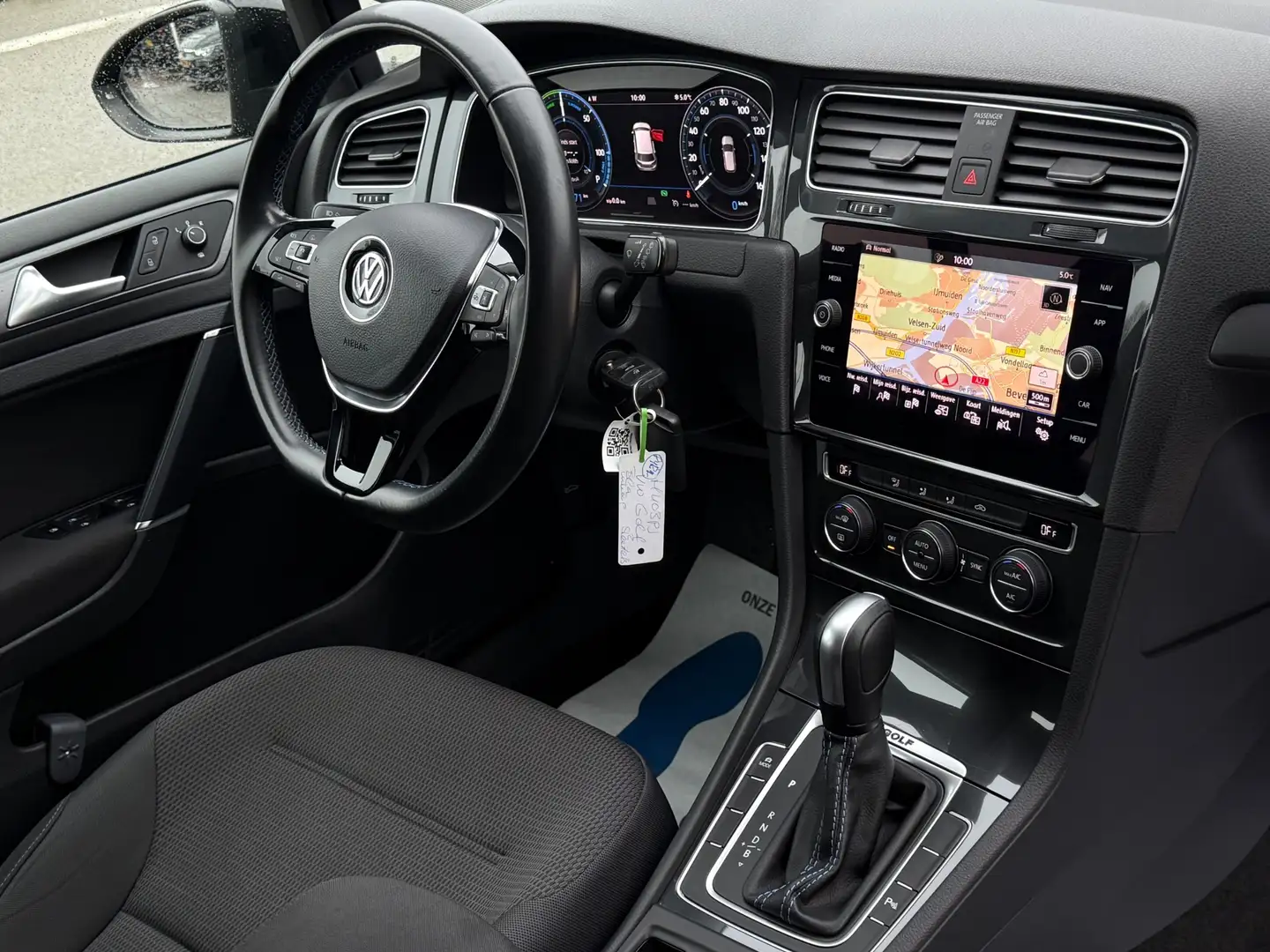 Volkswagen e-Golf E-DITION - ADAPTIVE CRUISE - APPLE CARPLAY - AUTOM Noir - 2