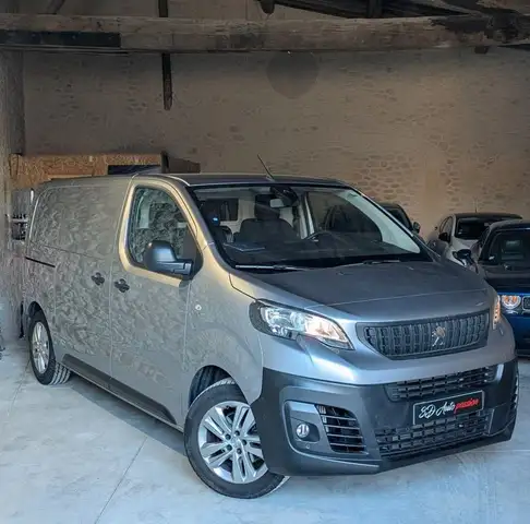 Peugeot Expert 2.0l Blue HDI EAT8 180CH Pack premium connect Caméra 360° Apple car play Attache remorque Garantie 12 mois Superbe état