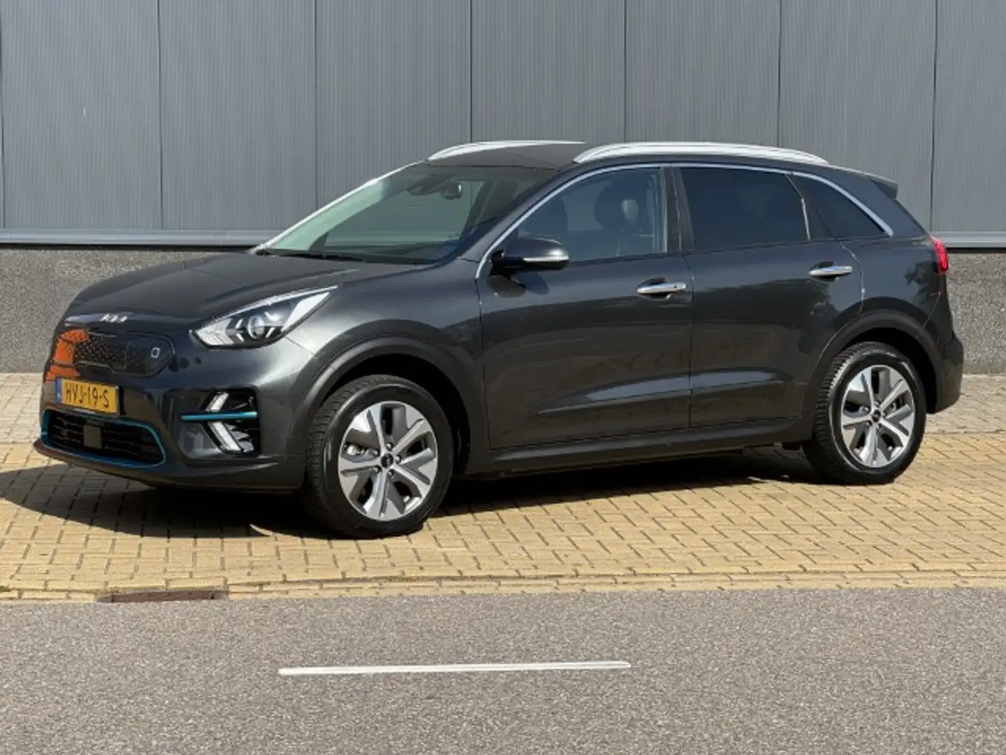 Kia e-Niro DynamicLine 64 kWh (3Fase), Afn trekhaak Grijs - 1