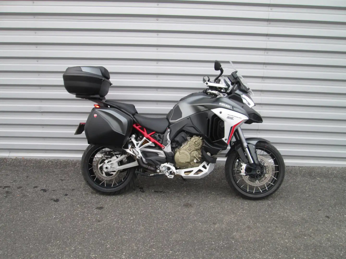 Ducati Multistrada V4 S Grau - 2