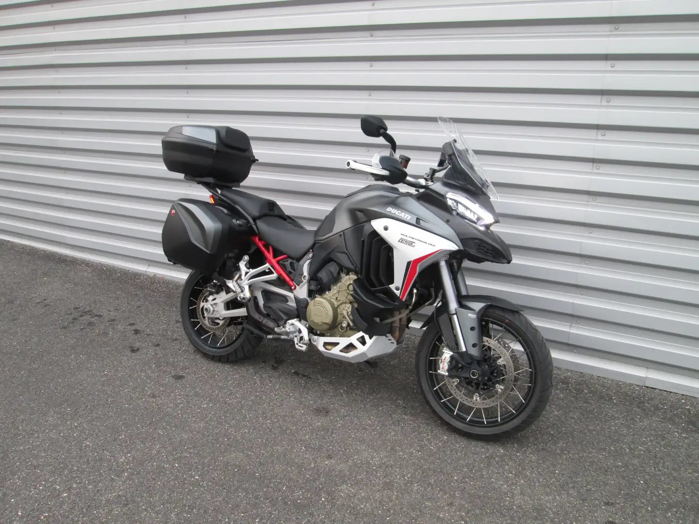 Ducati Multistrada V4 S Grau - 1