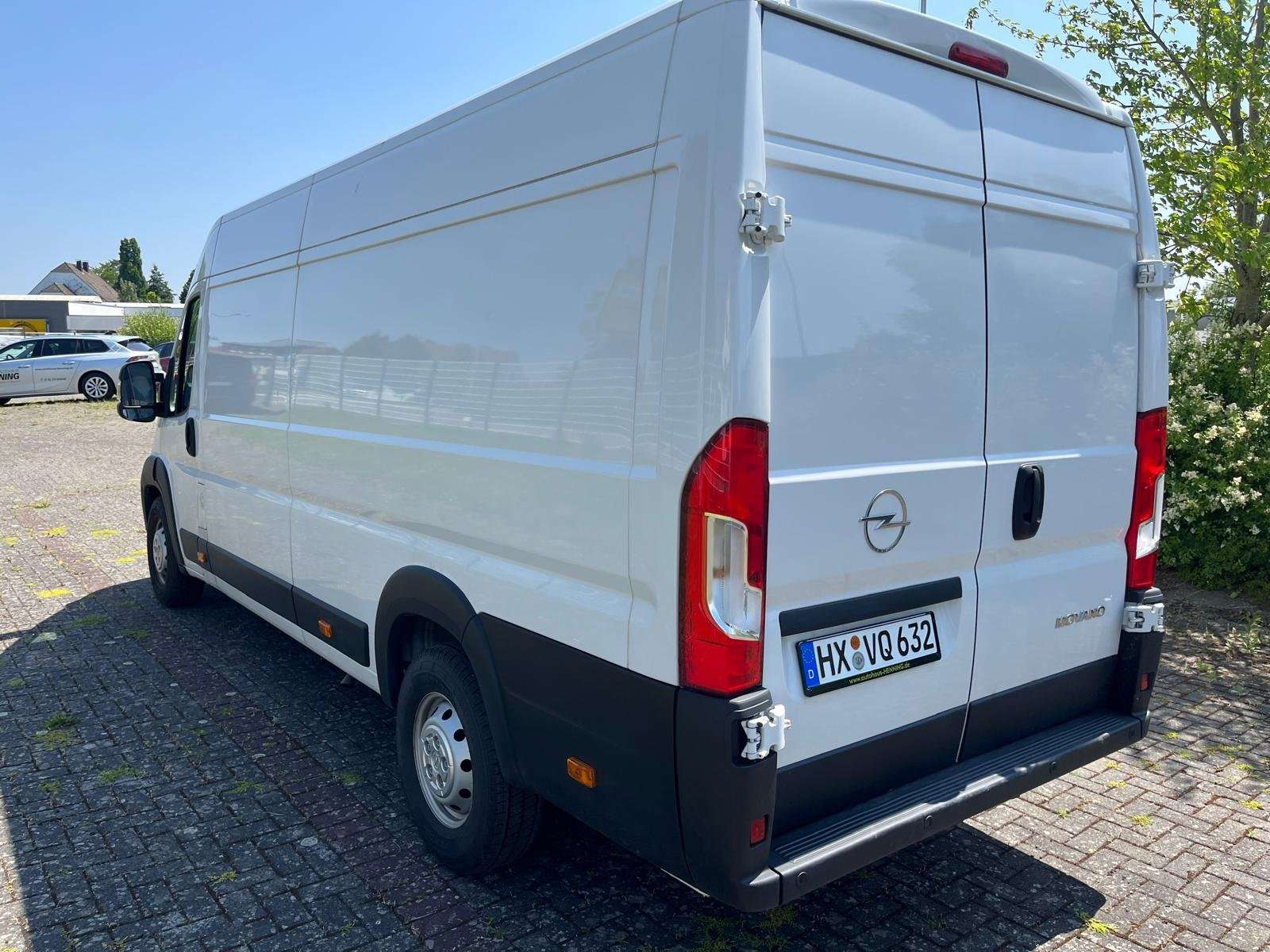 Opel Movano