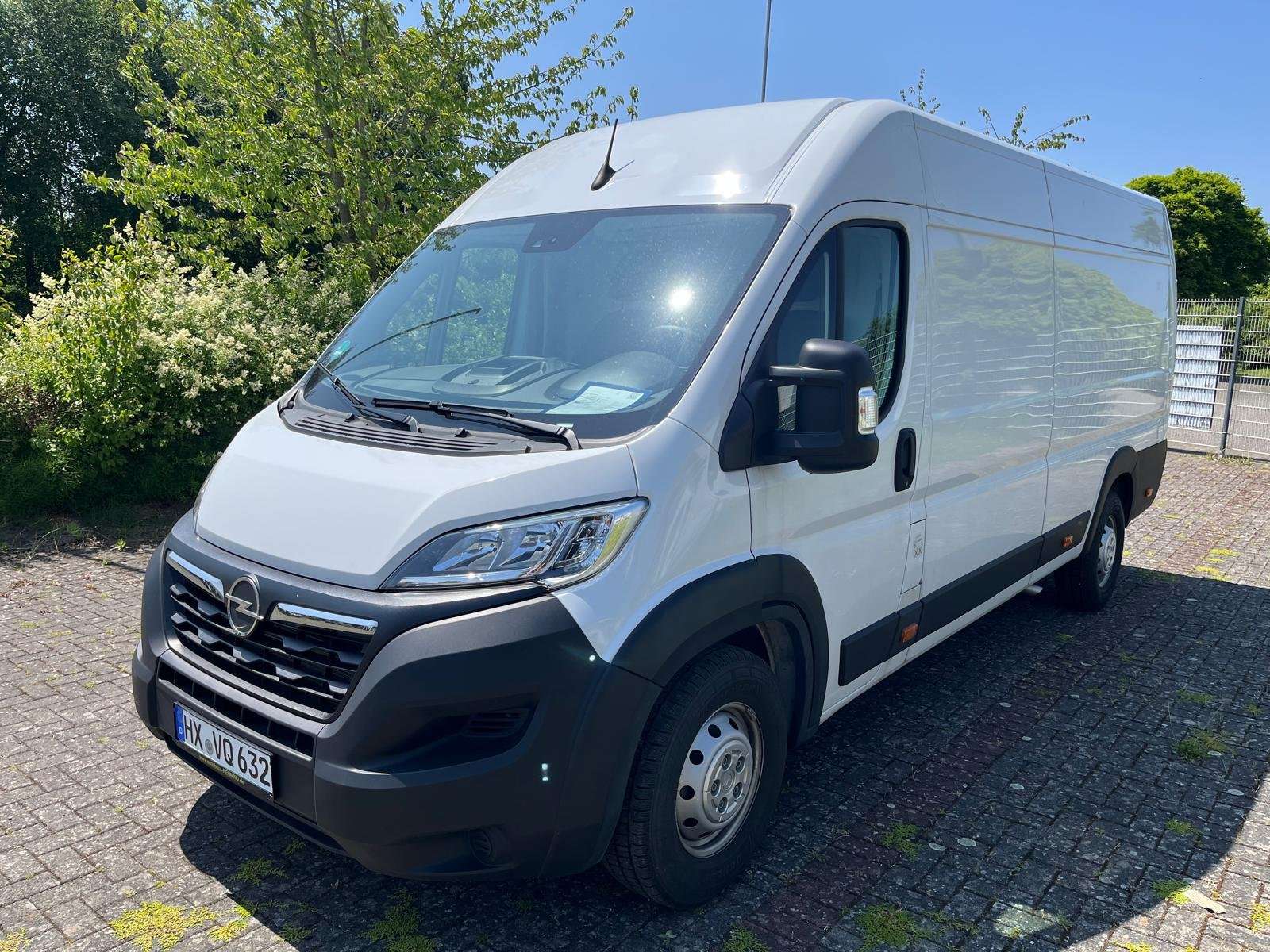 Opel Movano