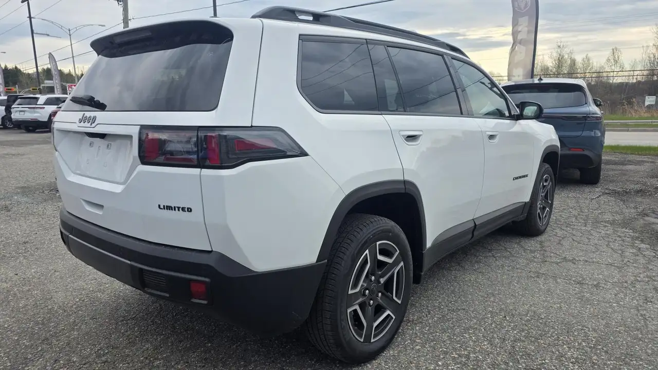 Jeep Cherokee снимка Jeep Cherokee