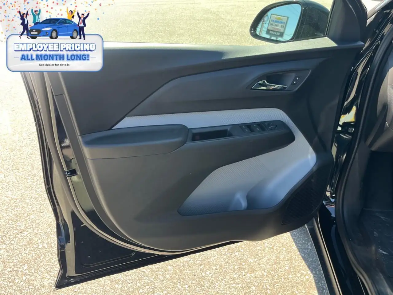 Chevrolet Bolt photo Chevrolet Bolt