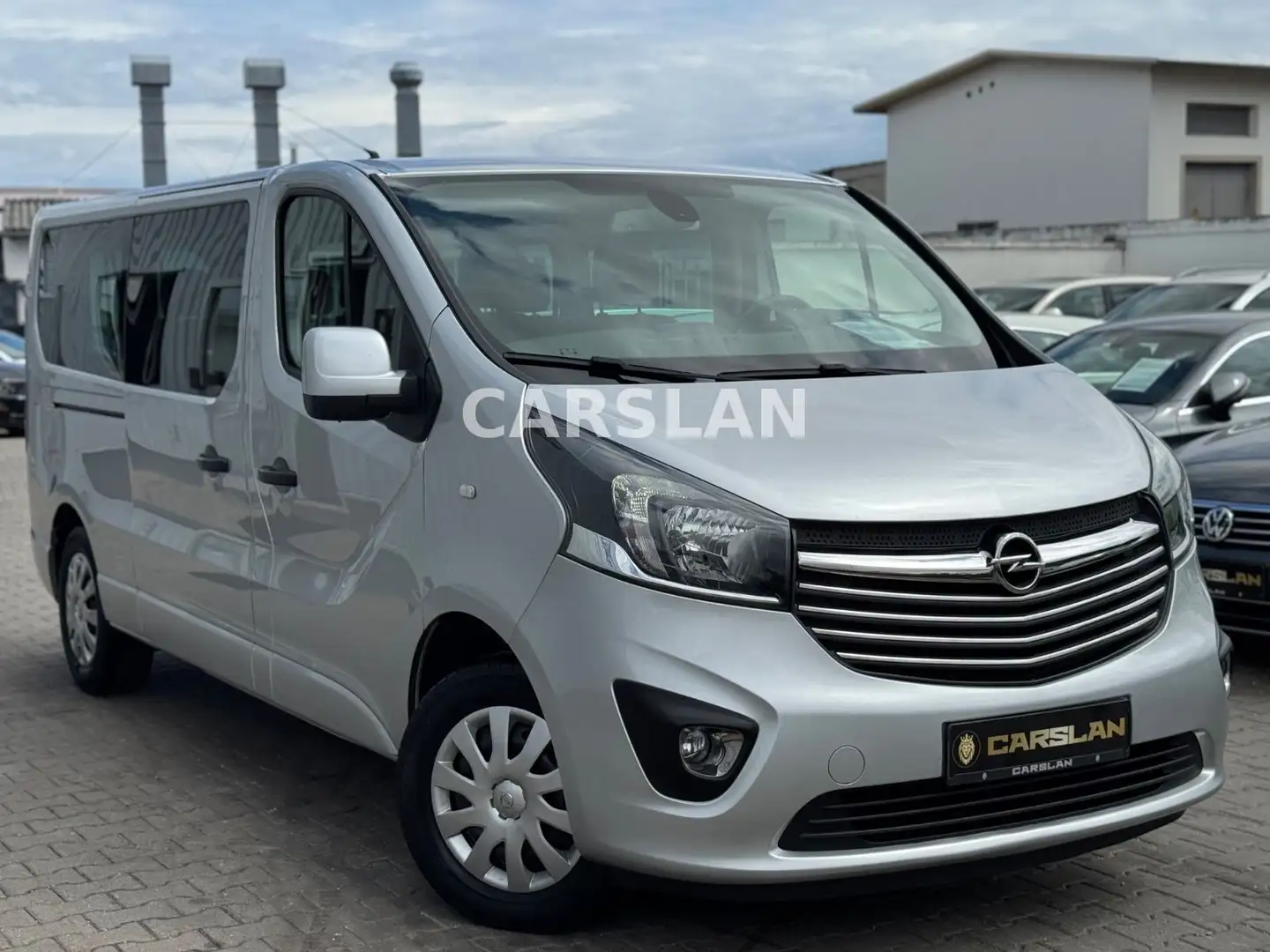 Opel Vivaro 2.HAND+9-SITZER+LANG+LED+NAVI+KLIMA+PDC Silber - 1