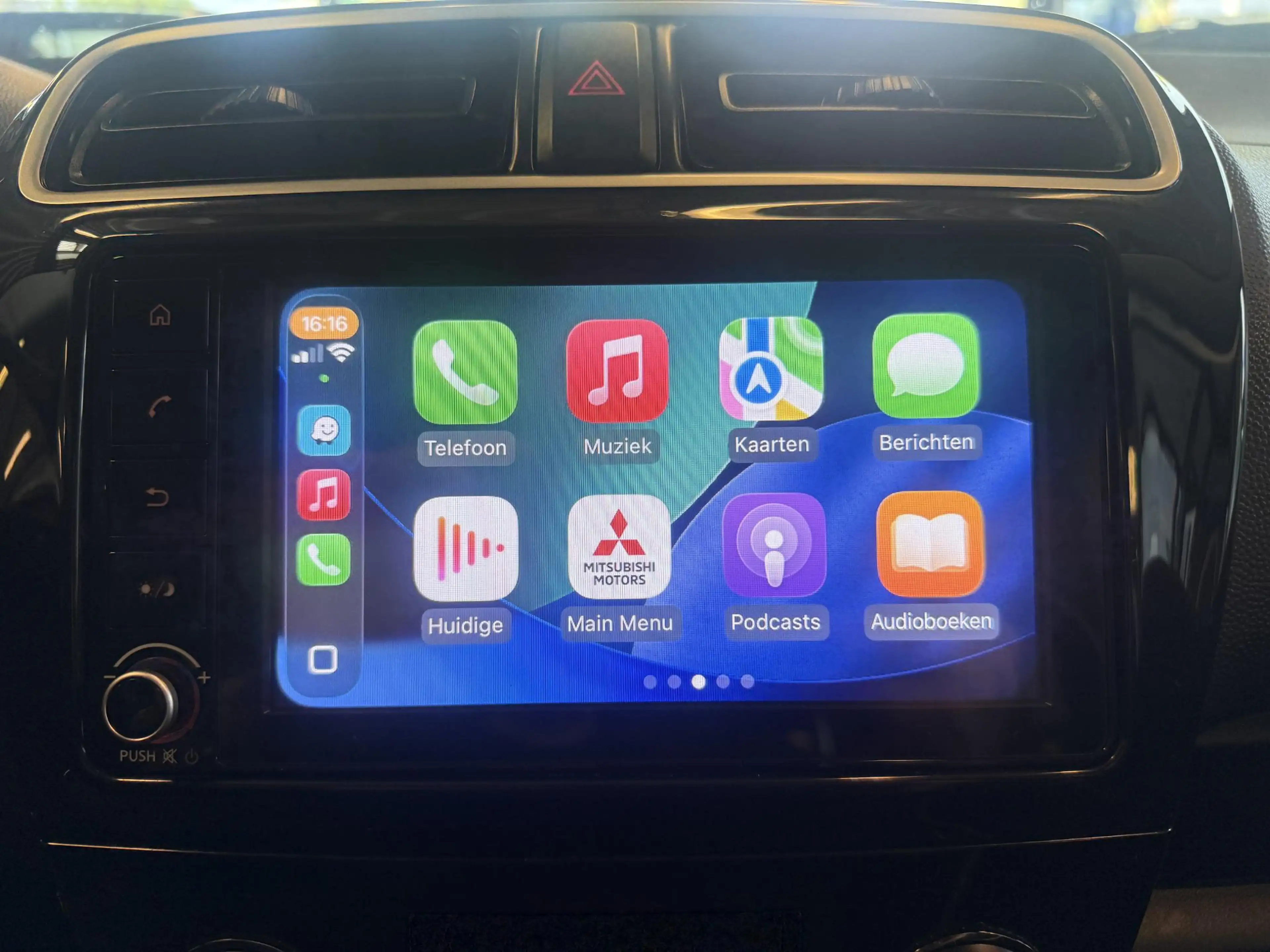 Mitsubishi Space Star 1.2 Intense — photo 11