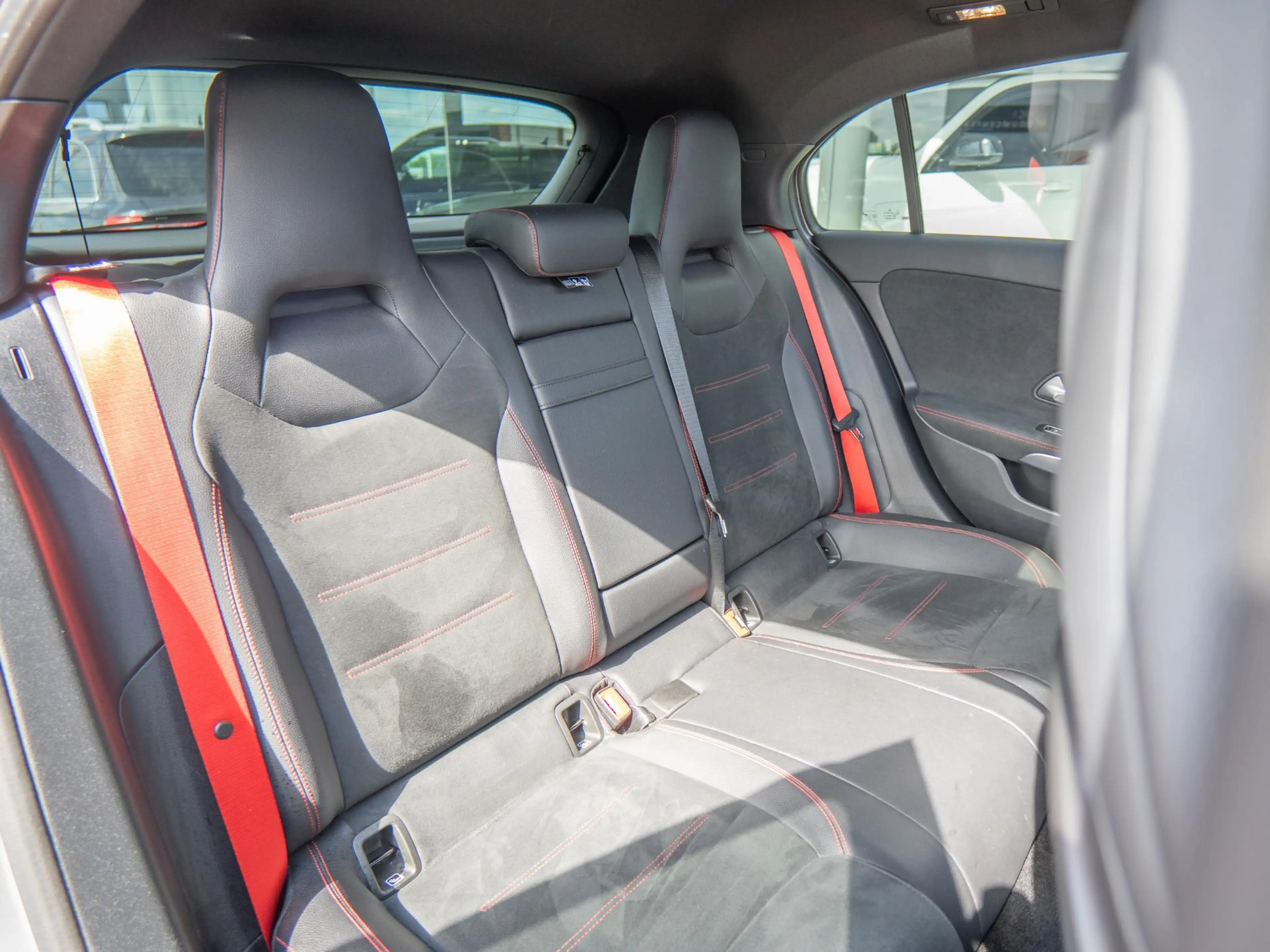 Mercedes-Benz A 45 AMG S 4MATIC+ Premium Plus | Schaalstoelen | Hud | Pan — photo 46