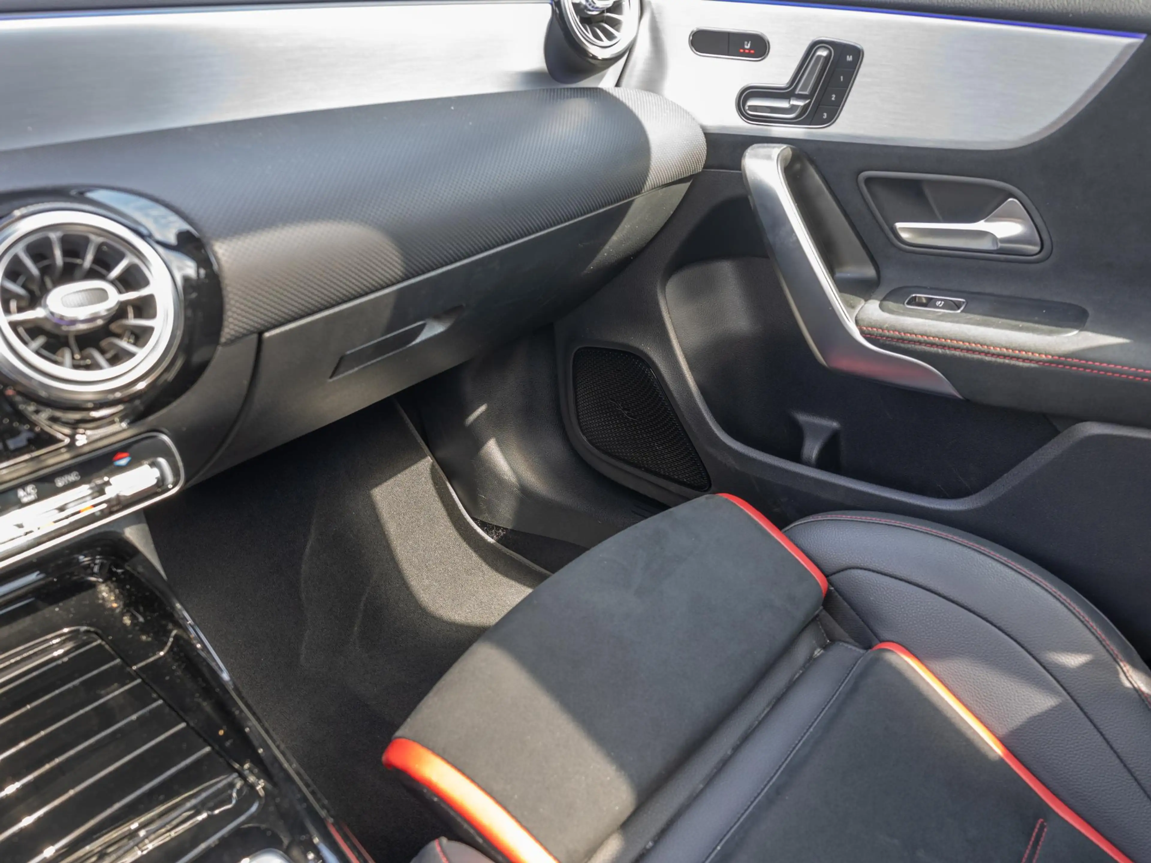 Mercedes-Benz A 45 AMG S 4MATIC+ Premium Plus | Schaalstoelen | Hud | Pan — photo 41