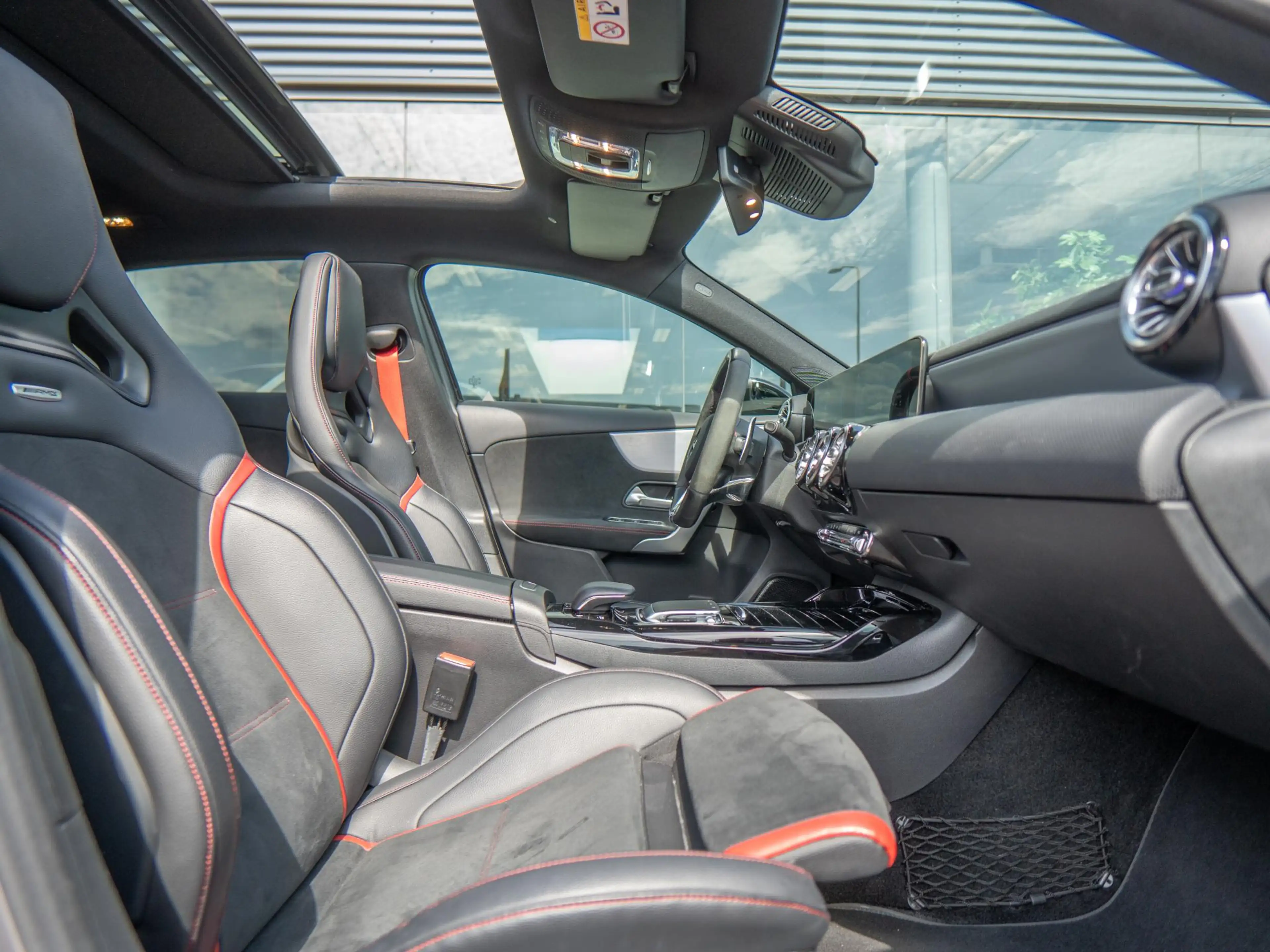 Mercedes-Benz A 45 AMG S 4MATIC+ Premium Plus | Schaalstoelen | Hud | Pan — photo 42