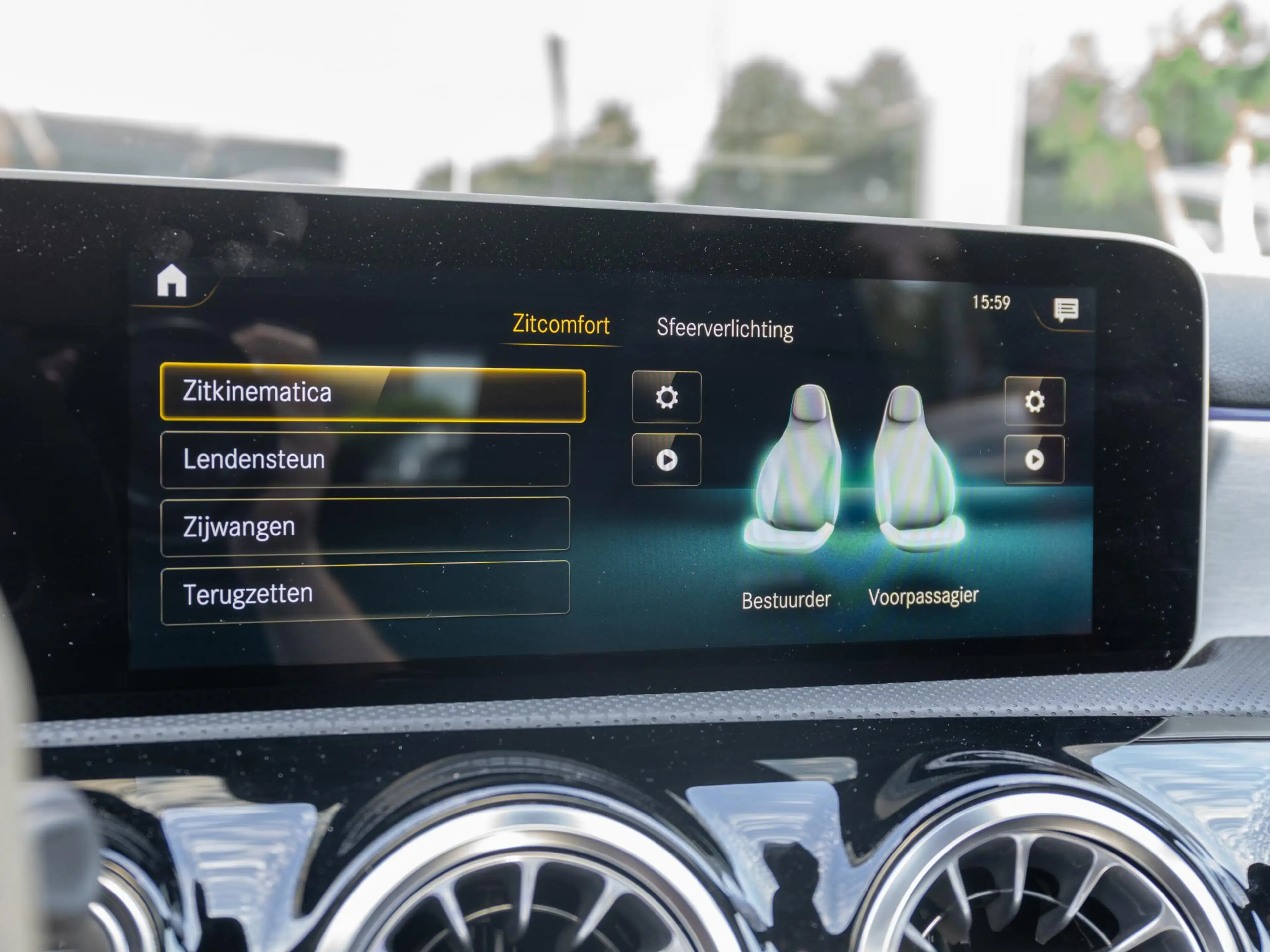 Mercedes-Benz A 45 AMG S 4MATIC+ Premium Plus | Schaalstoelen | Hud | Pan — photo 36