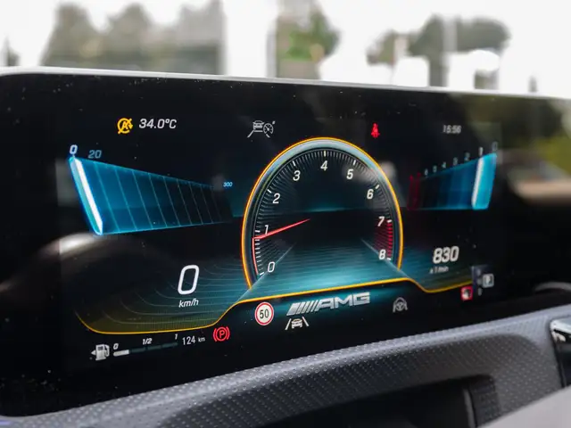 Mercedes-Benz A Class view 14