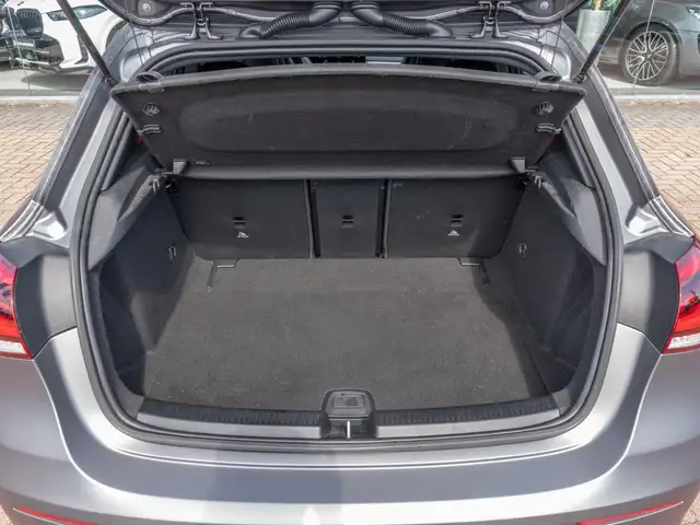 Mercedes-Benz A Class view 26