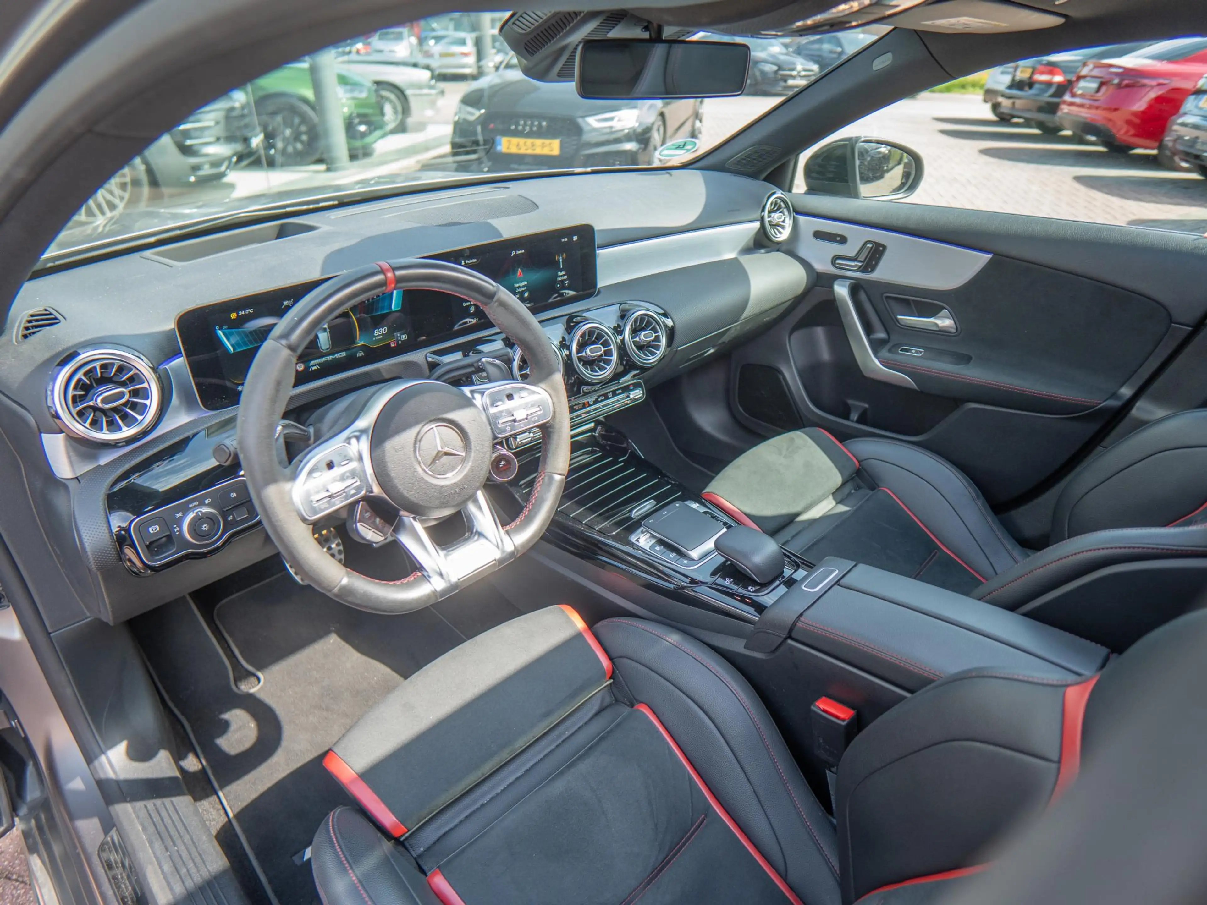 Mercedes-Benz A 45 AMG S 4MATIC+ Premium Plus | Schaalstoelen | Hud | Pan — photo 11
