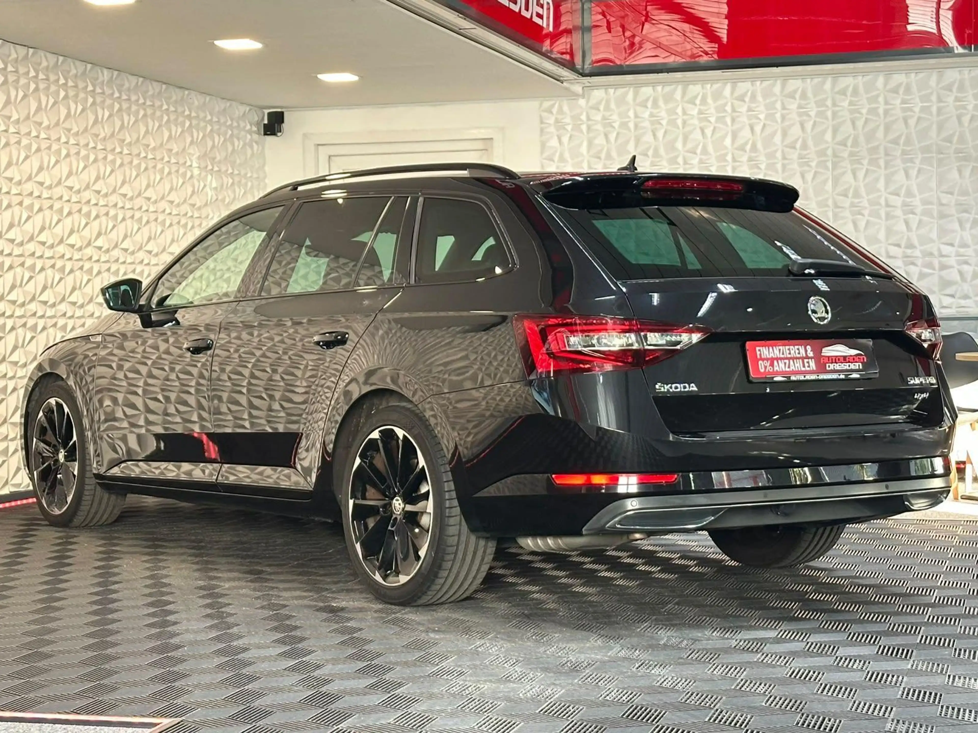 Skoda Superb 2.0TDI SPORTLINE 4x4 VIRTL#ACC#COLUMB#AHK — photo 5