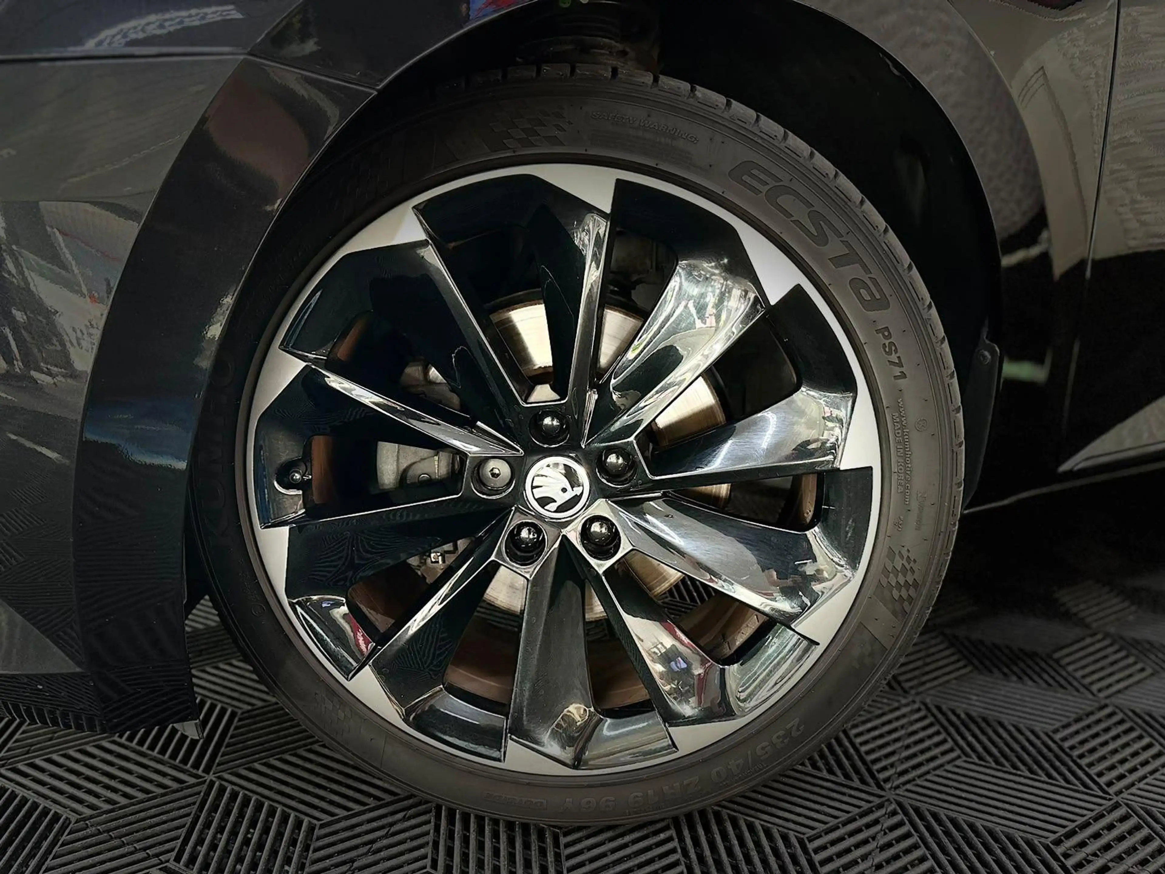 Skoda Superb 2.0TDI SPORTLINE 4x4 VIRTL#ACC#COLUMB#AHK — photo 12