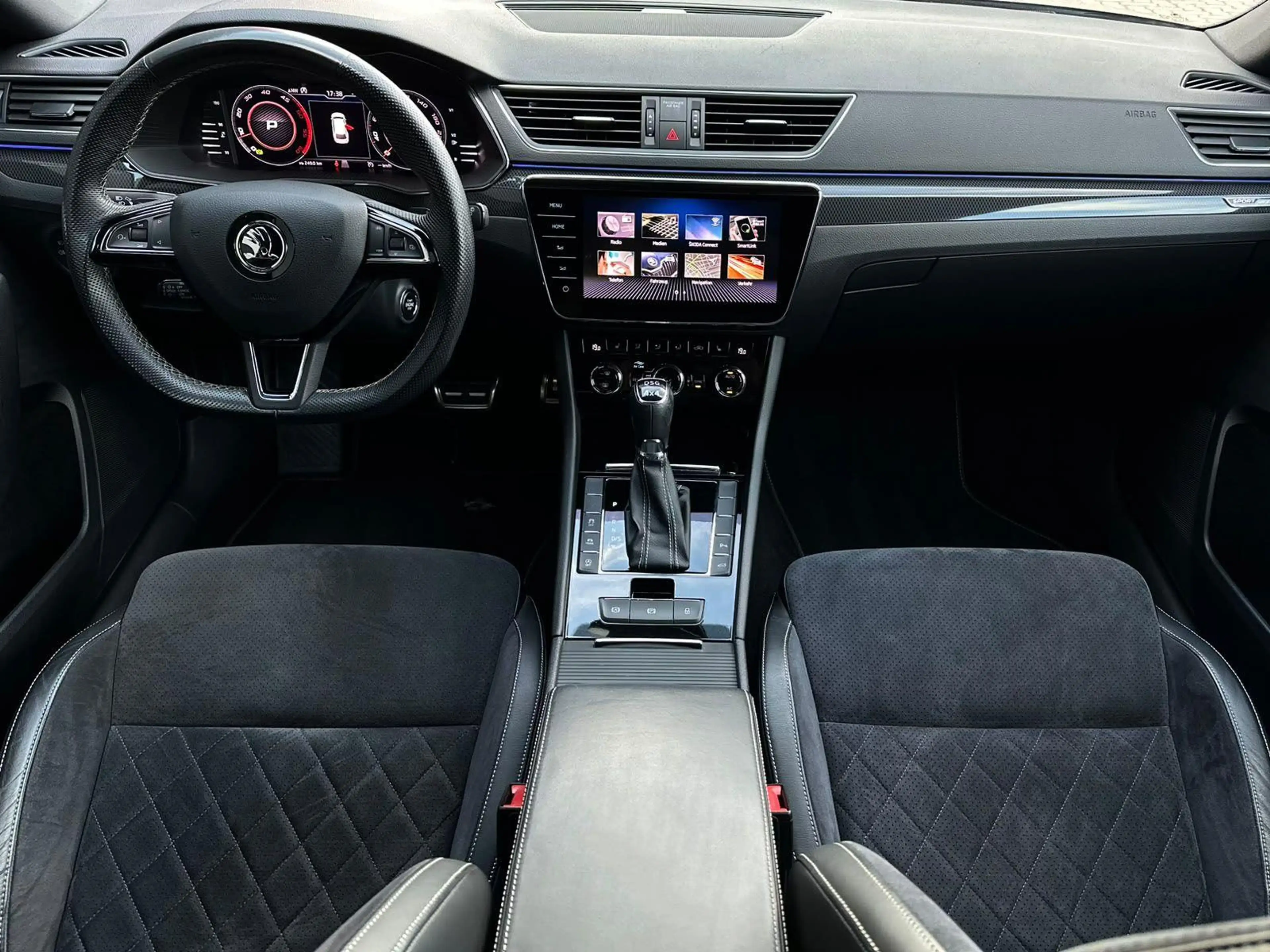 Skoda Superb 2.0TDI SPORTLINE 4x4 VIRTL#ACC#COLUMB#AHK — photo 13