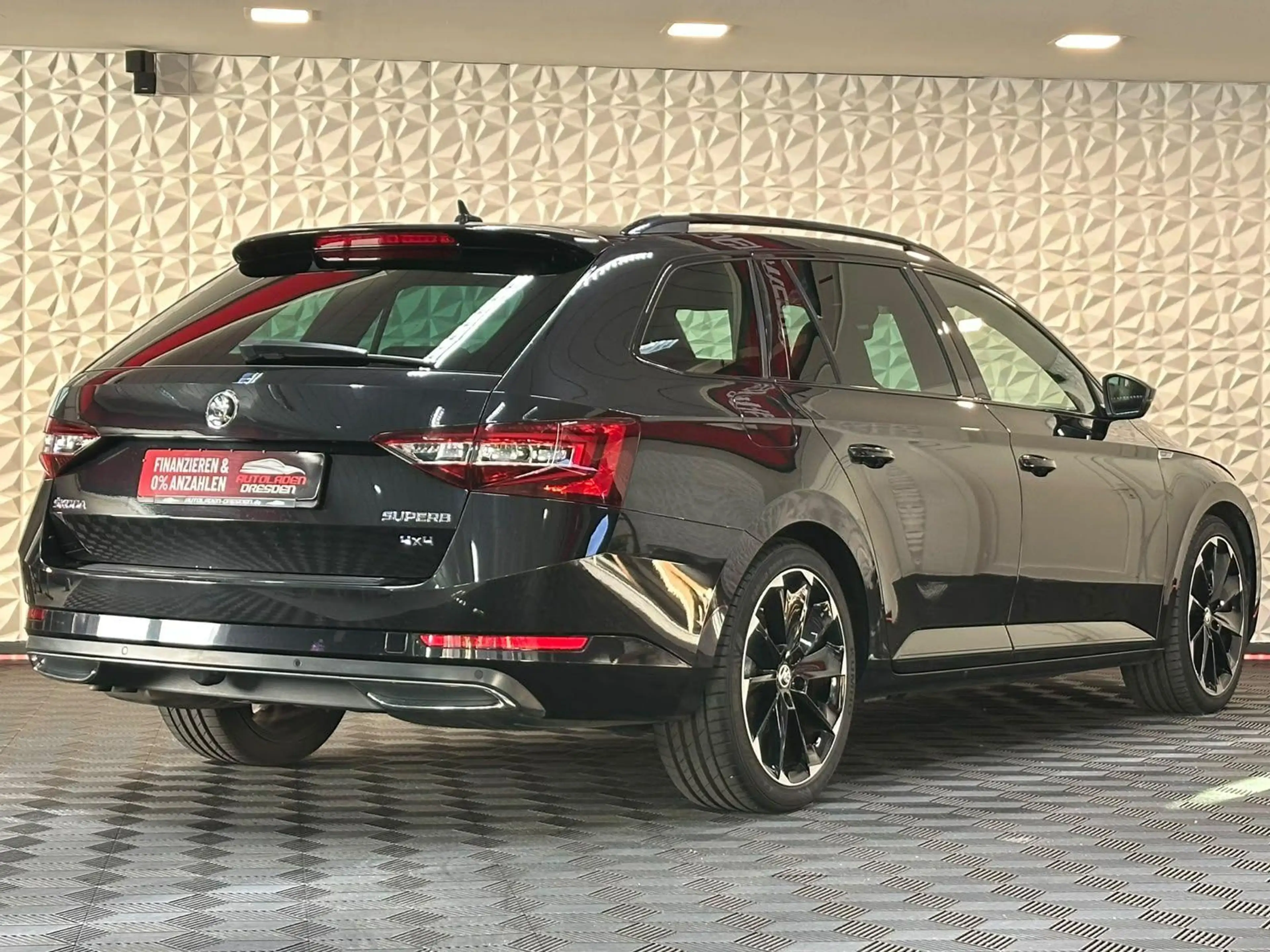 Skoda Superb 2.0TDI SPORTLINE 4x4 VIRTL#ACC#COLUMB#AHK — photo 8