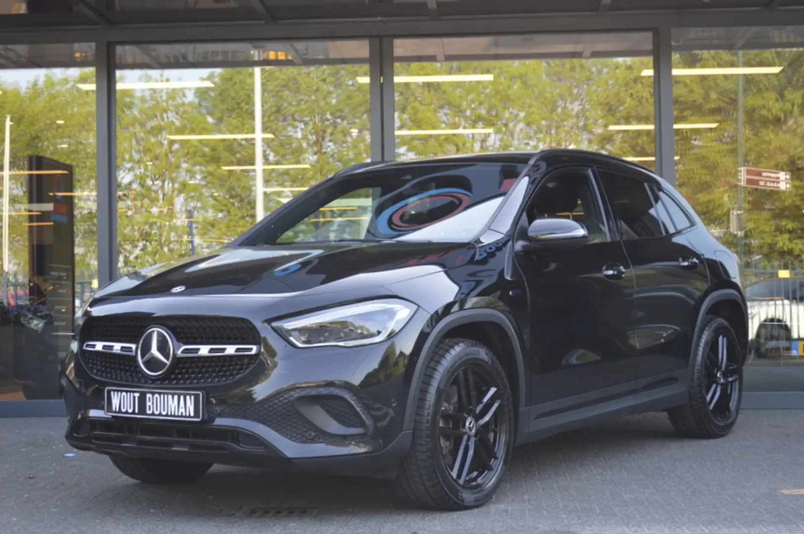Mercedes-Benz GLA 250 e Led Panorama Widescreen Sfeer Camera Afn.trekh P Negro - 2