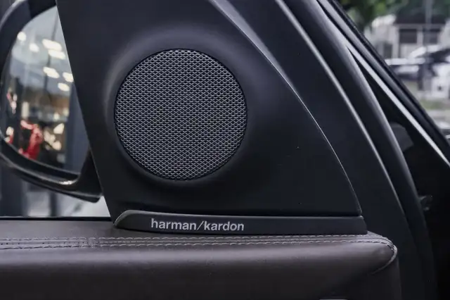 BMW XM view 15