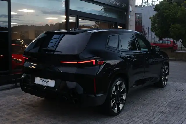 BMW XM view 6