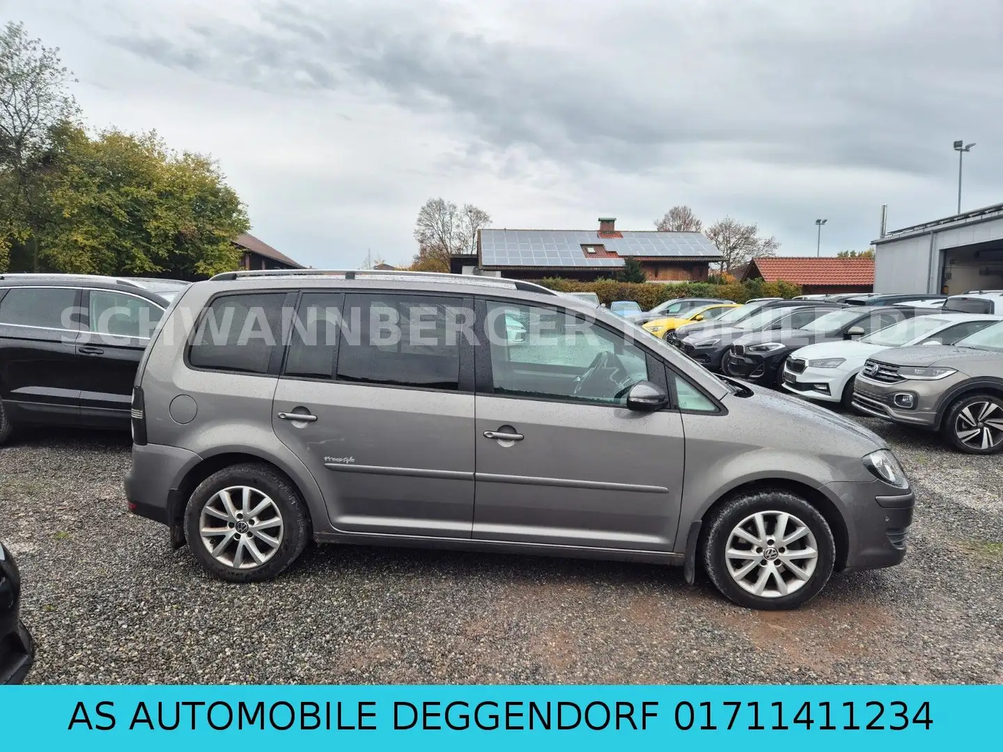Volkswagen Touran Freestyle-1.HAND-7.SITZER-NAVI-SHZ-PDC Grau - 2
