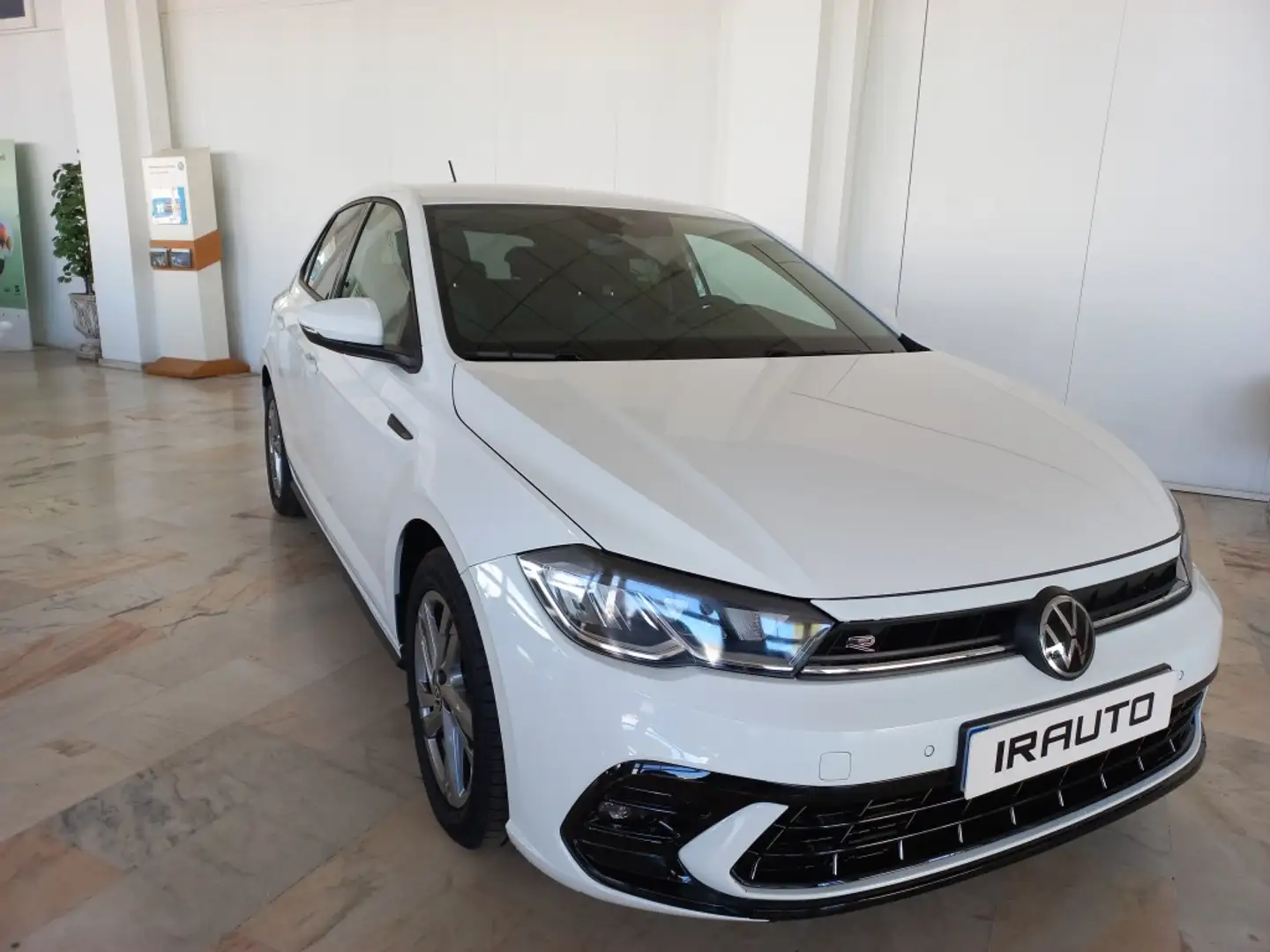 Volkswagen Polo 1.0 TSI R-Line 70kW Blanco - 2
