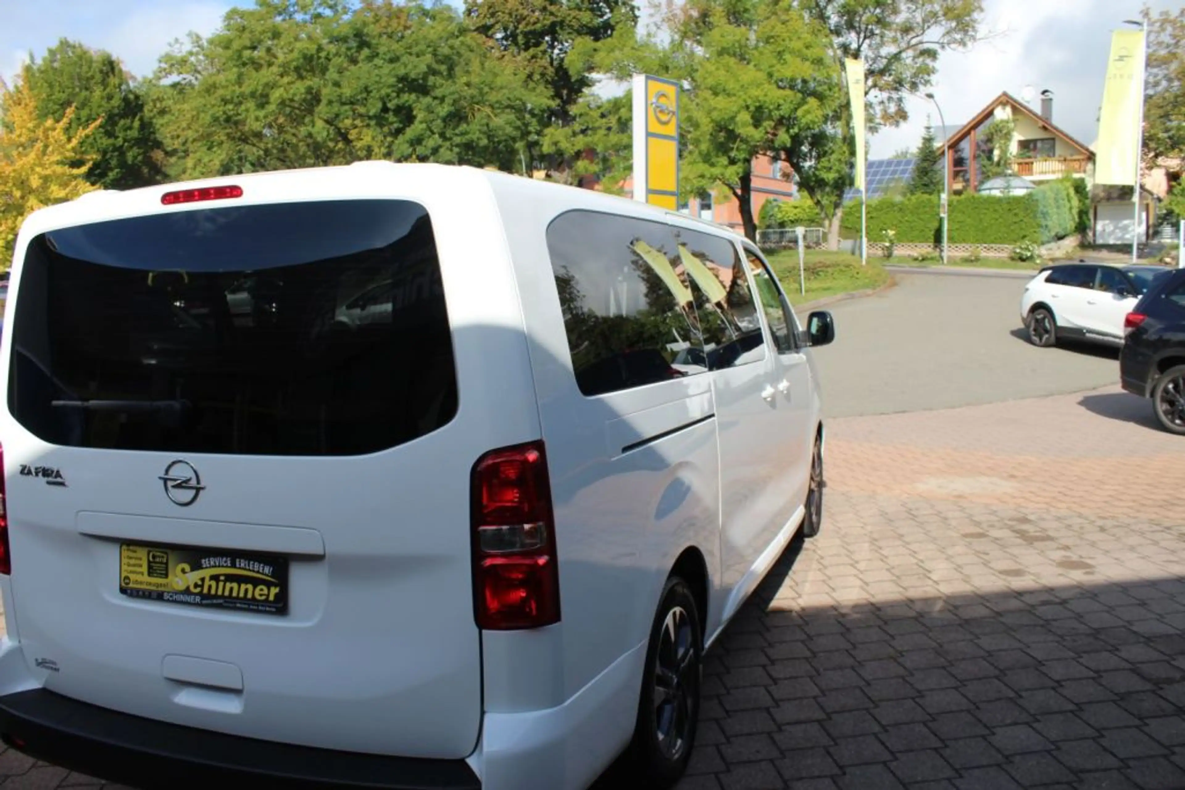 Opel Zafira Life 2.0 D L Edition — photo 7