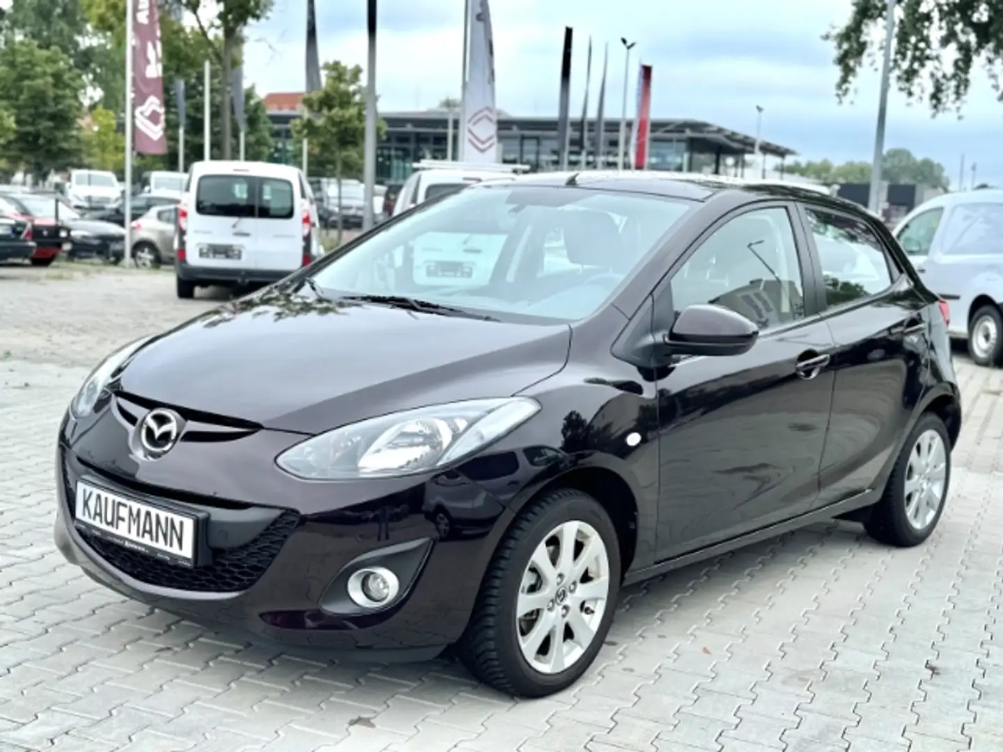 Mazda 2 1.5 Center-Line AUTOMATIK nur 27 Tkm Maro - 1