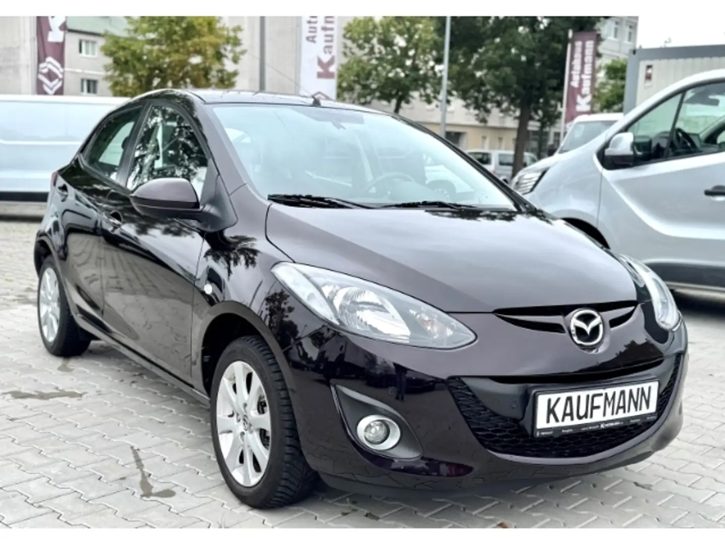 Mazda 2 1.5 Center-Line AUTOMATIK nur 27 Tkm Maro - 2